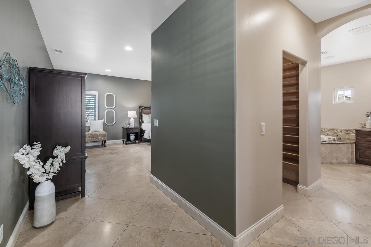 Detail Gallery Image 24 of 35 For 4495  Cather Ave, San Diego,  CA 92122 - 3 Beds | 3/1 Baths
