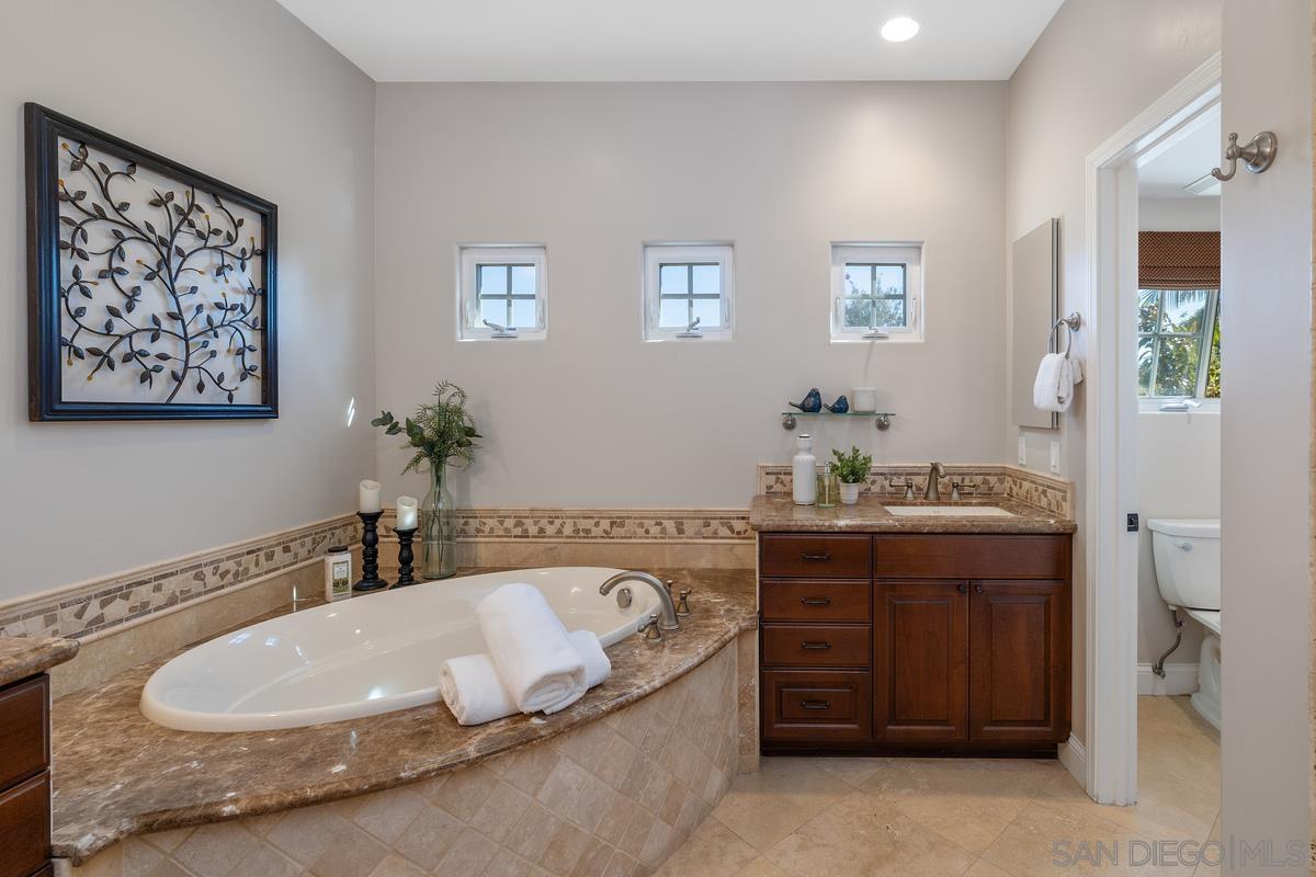 Detail Gallery Image 28 of 35 For 4495  Cather Ave, San Diego,  CA 92122 - 3 Beds | 3/1 Baths