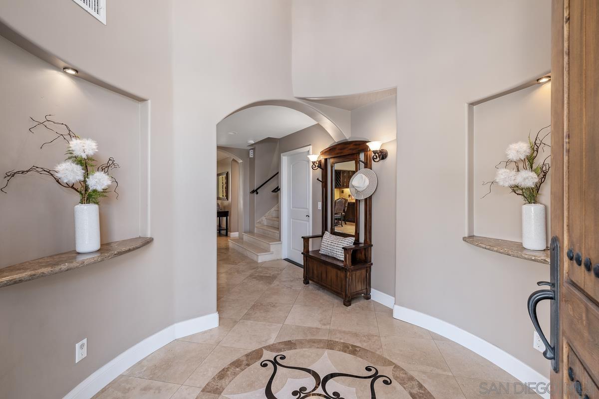 Detail Gallery Image 4 of 35 For 4495  Cather Ave, San Diego,  CA 92122 - 3 Beds | 3/1 Baths