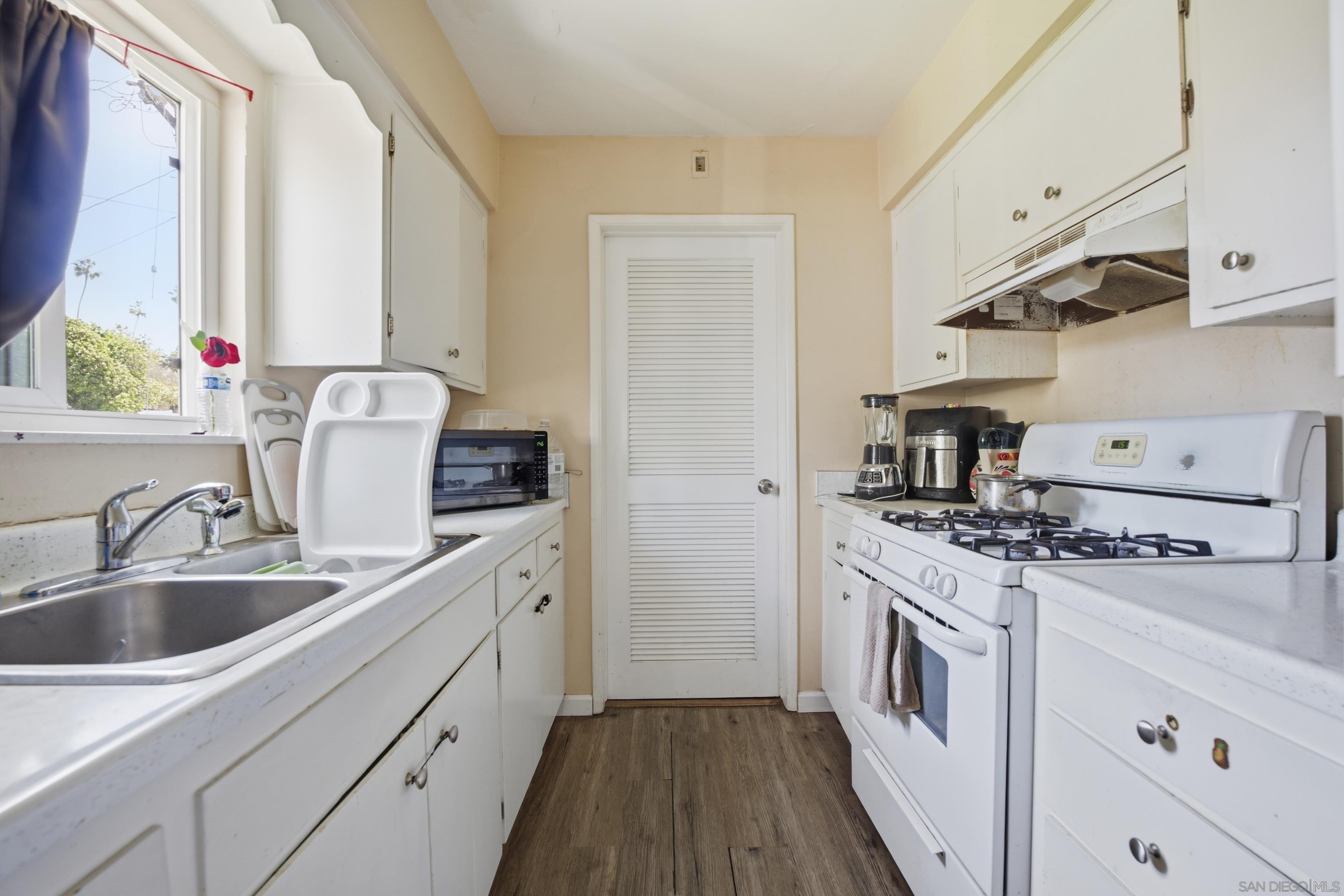 Detail Gallery Image 20 of 27 For 627-629 N Citrus Ave., Vista,  CA 92084 - – Beds | – Baths