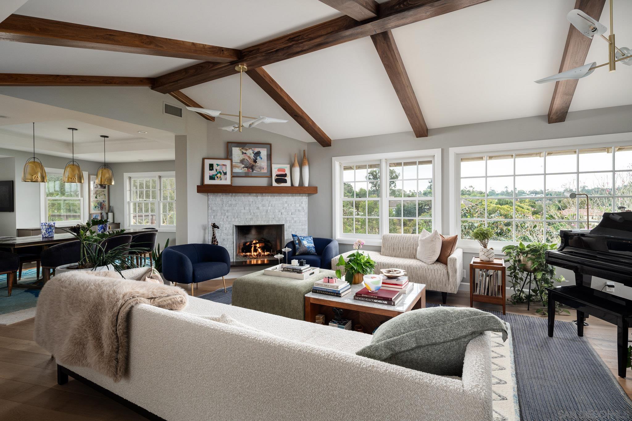 Detail Gallery Image 5 of 36 For 5725  Loma Verde Dr, Rancho Santa Fe,  CA 92067 - 5 Beds | 4/1 Baths