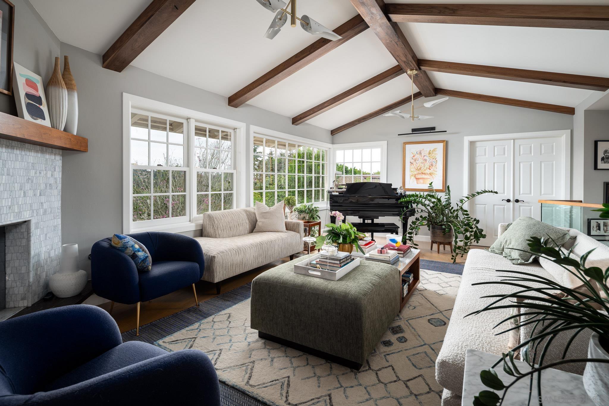 Detail Gallery Image 10 of 36 For 5725  Loma Verde Dr, Rancho Santa Fe,  CA 92067 - 5 Beds | 4/1 Baths