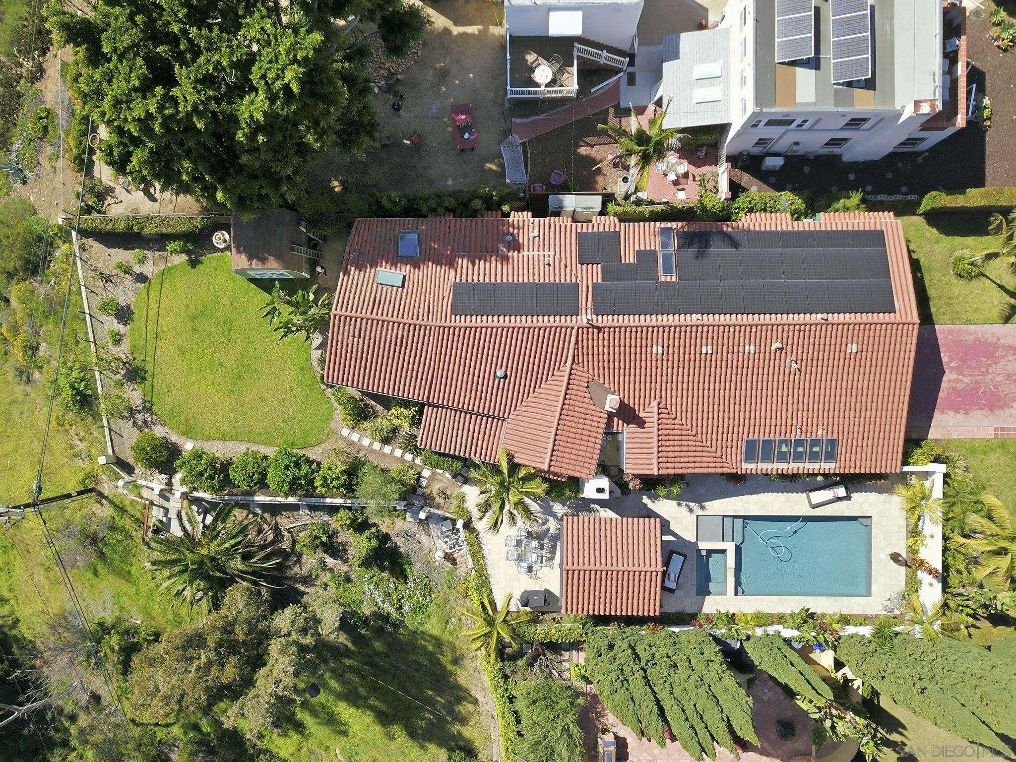 Detail Gallery Image 2 of 66 For 4253  Alder Drive, San Diego,  CA 92116 - 3 Beds | 3/1 Baths