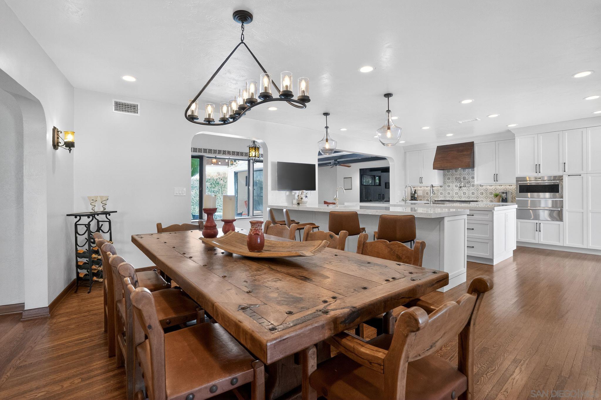 Detail Gallery Image 25 of 66 For 4253  Alder Drive, San Diego,  CA 92116 - 3 Beds | 3/1 Baths