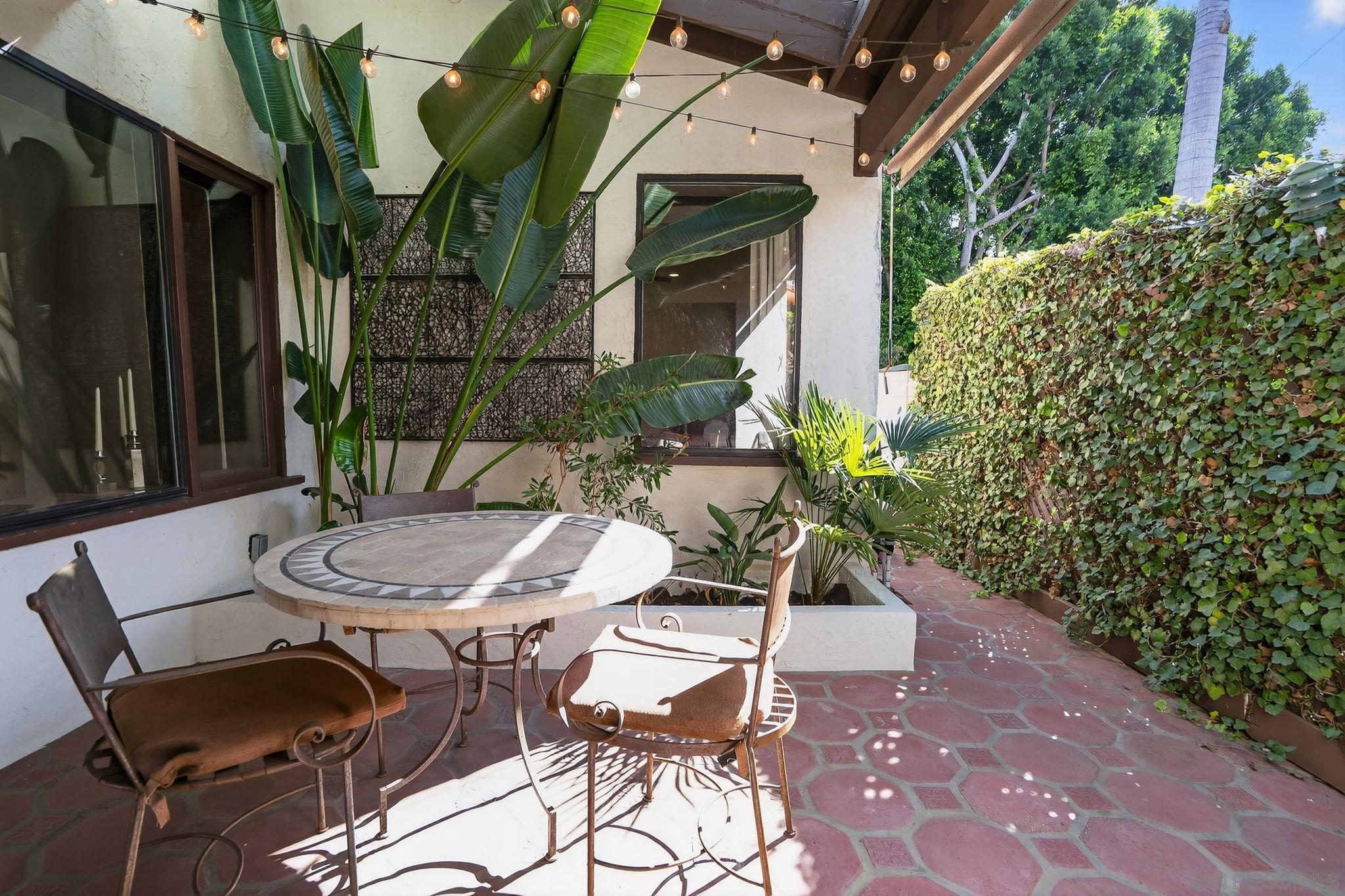 Detail Gallery Image 29 of 66 For 4253  Alder Drive, San Diego,  CA 92116 - 3 Beds | 3/1 Baths