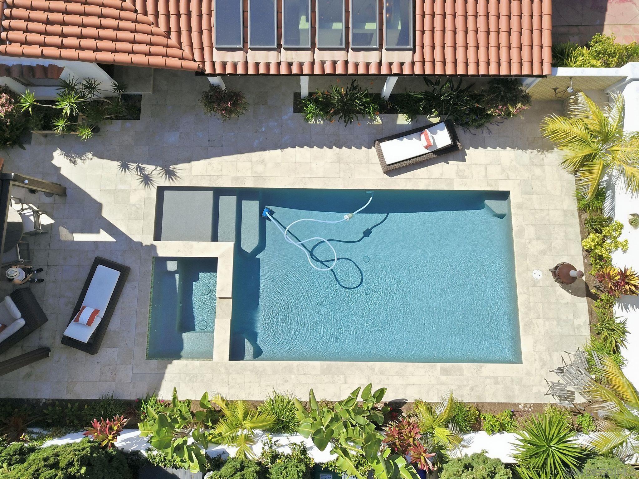 Detail Gallery Image 4 of 66 For 4253  Alder Drive, San Diego,  CA 92116 - 3 Beds | 3/1 Baths