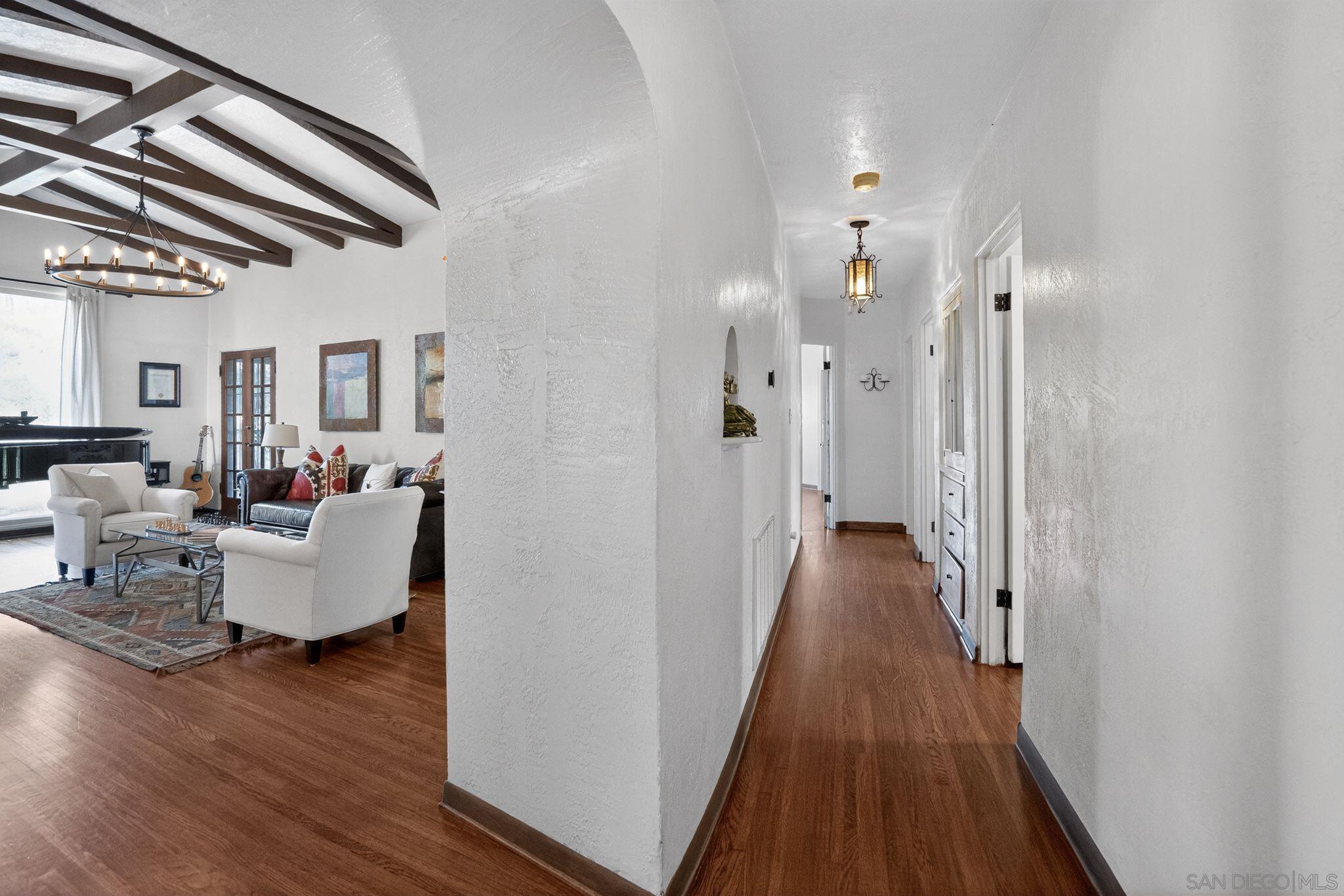 Detail Gallery Image 31 of 66 For 4253  Alder Drive, San Diego,  CA 92116 - 3 Beds | 3/1 Baths