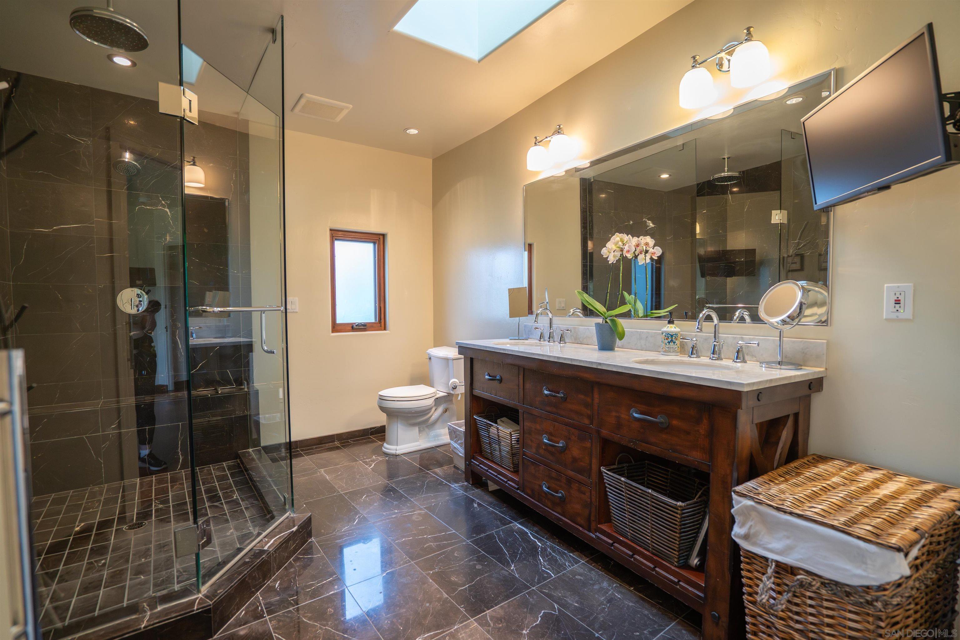 Detail Gallery Image 43 of 66 For 4253  Alder Drive, San Diego,  CA 92116 - 3 Beds | 3/1 Baths