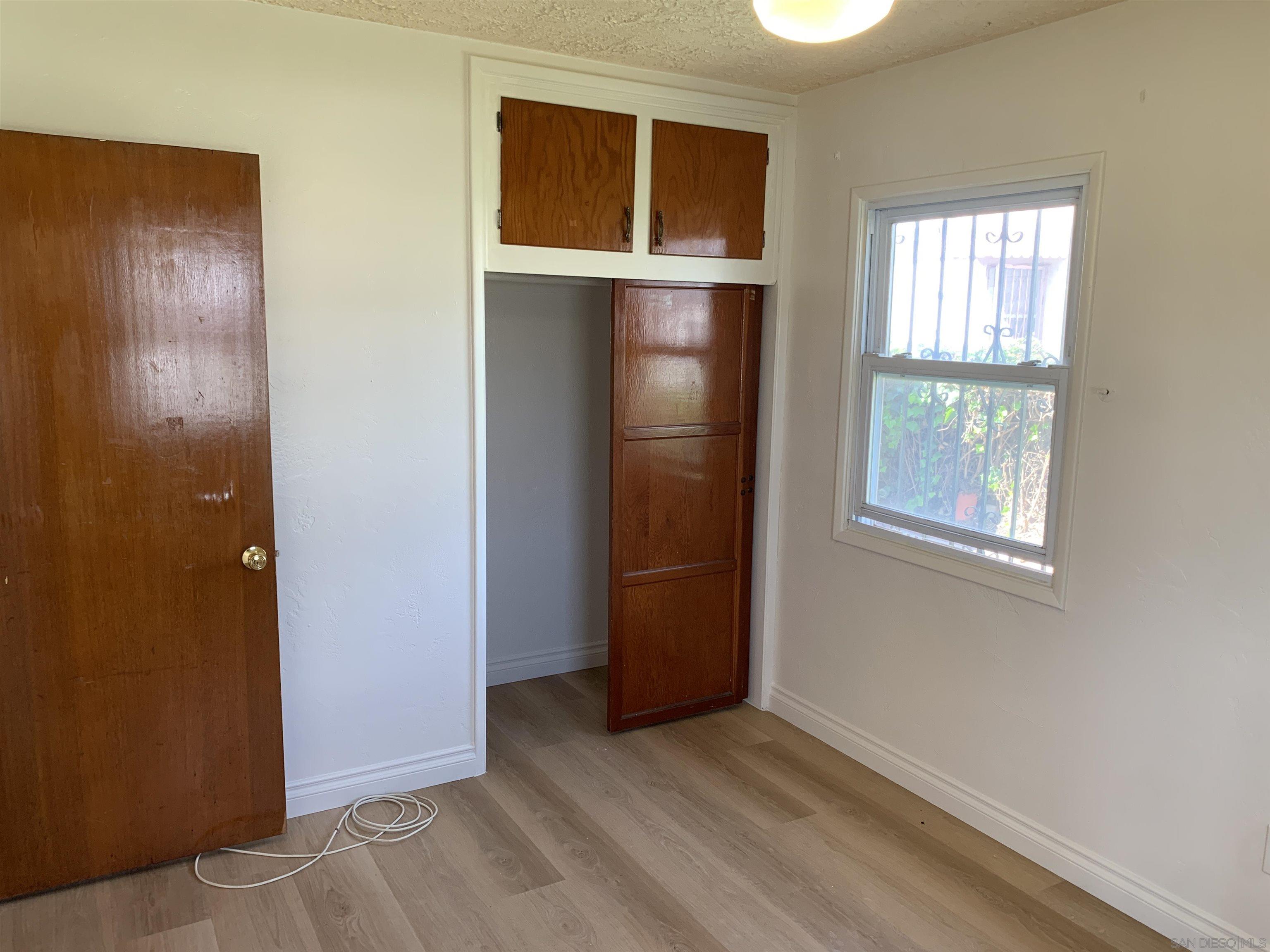 Detail Gallery Image 12 of 23 For 445  J St, Chula Vista,  CA 91910 - 3 Beds | 1 Baths