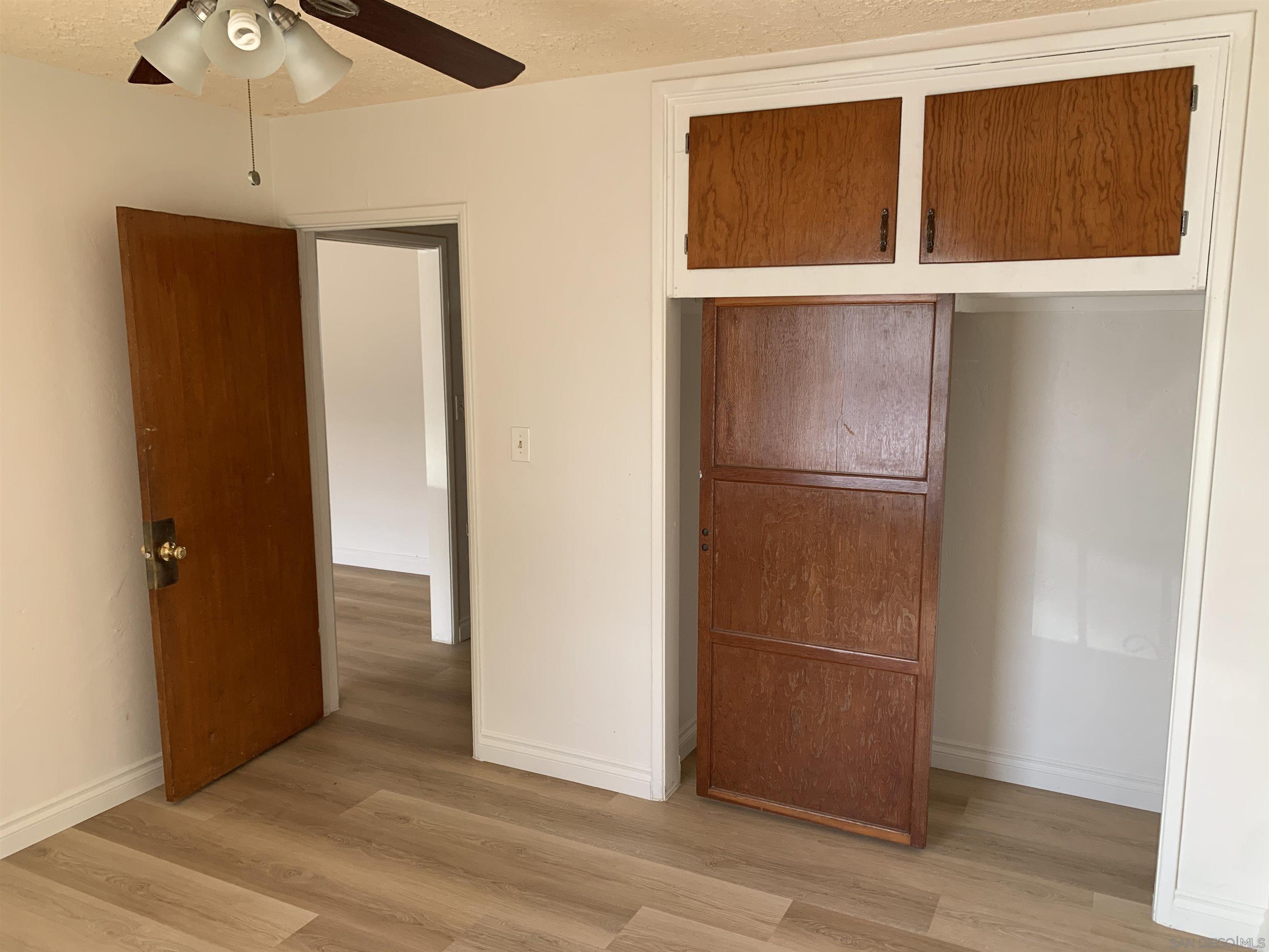 Detail Gallery Image 8 of 23 For 445  J St, Chula Vista,  CA 91910 - 3 Beds | 1 Baths