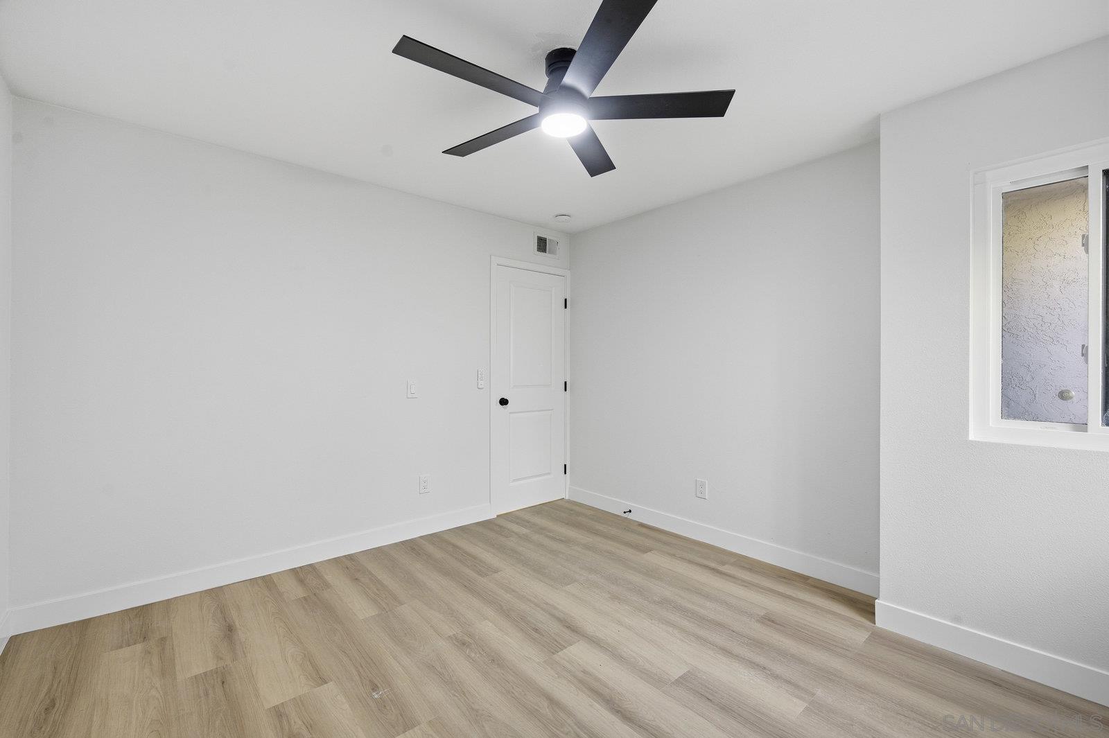 Detail Gallery Image 17 of 39 For 18023  Avenida Alozdra, San Diego,  CA 92128 - 2 Beds | 2 Baths