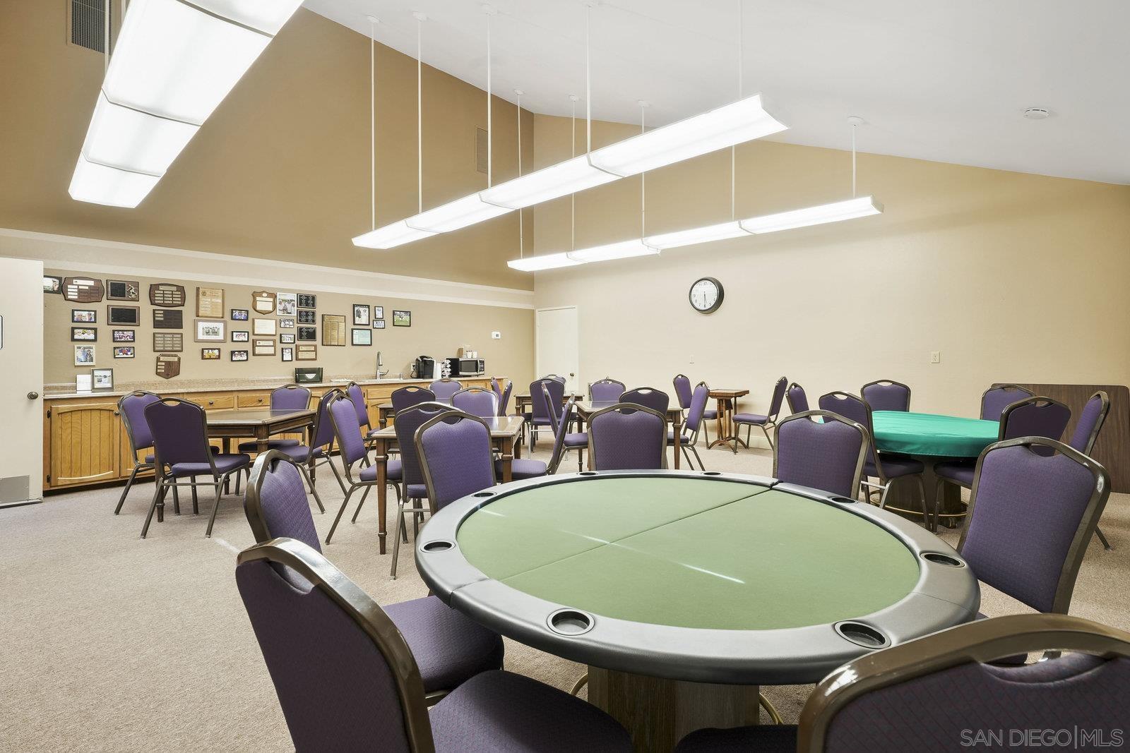 Detail Gallery Image 34 of 39 For 18023  Avenida Alozdra, San Diego,  CA 92128 - 2 Beds | 2 Baths