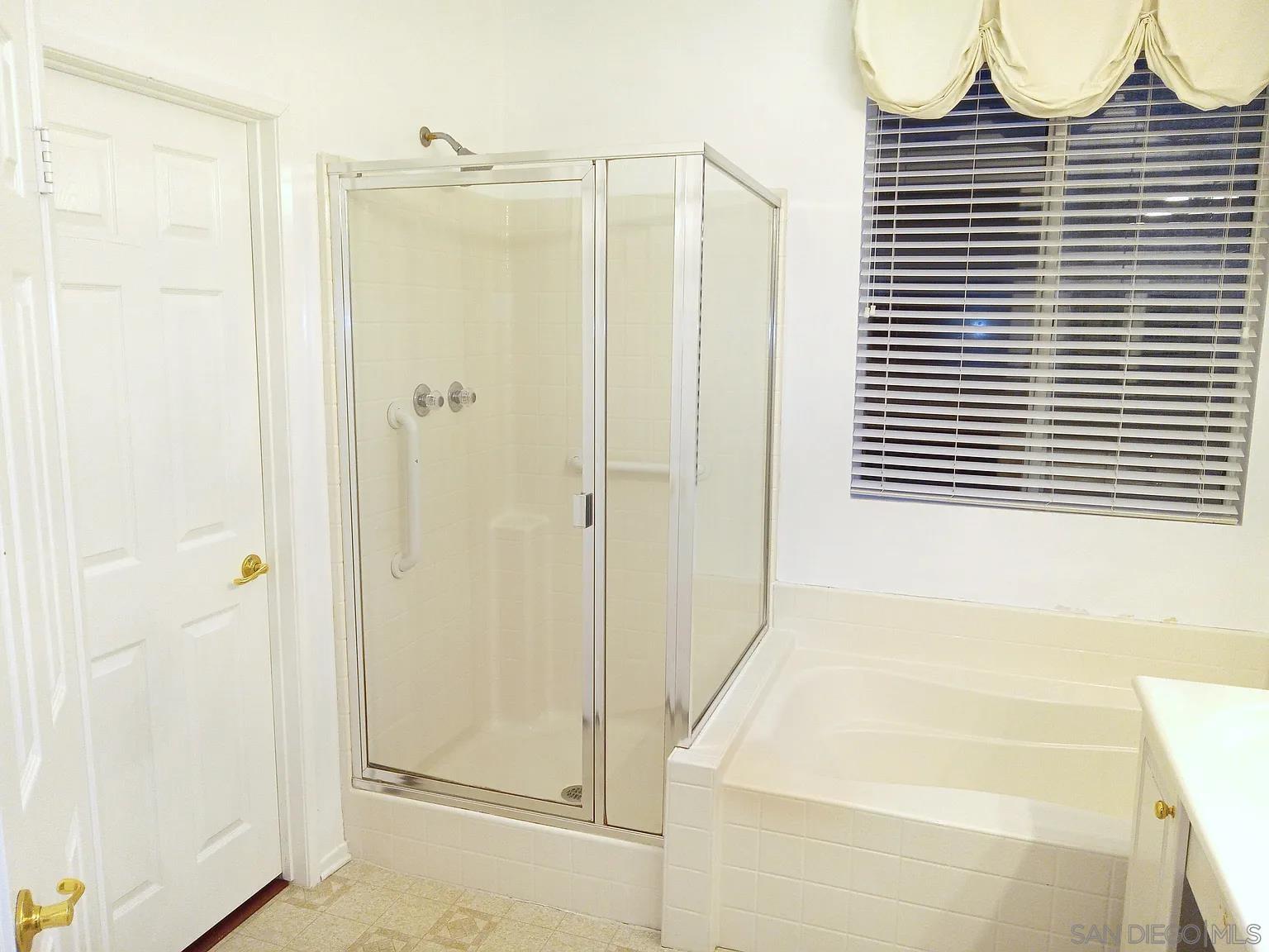 Detail Gallery Image 17 of 26 For 905  Glendora, Oceanside,  CA 92057 - 3 Beds | 2 Baths