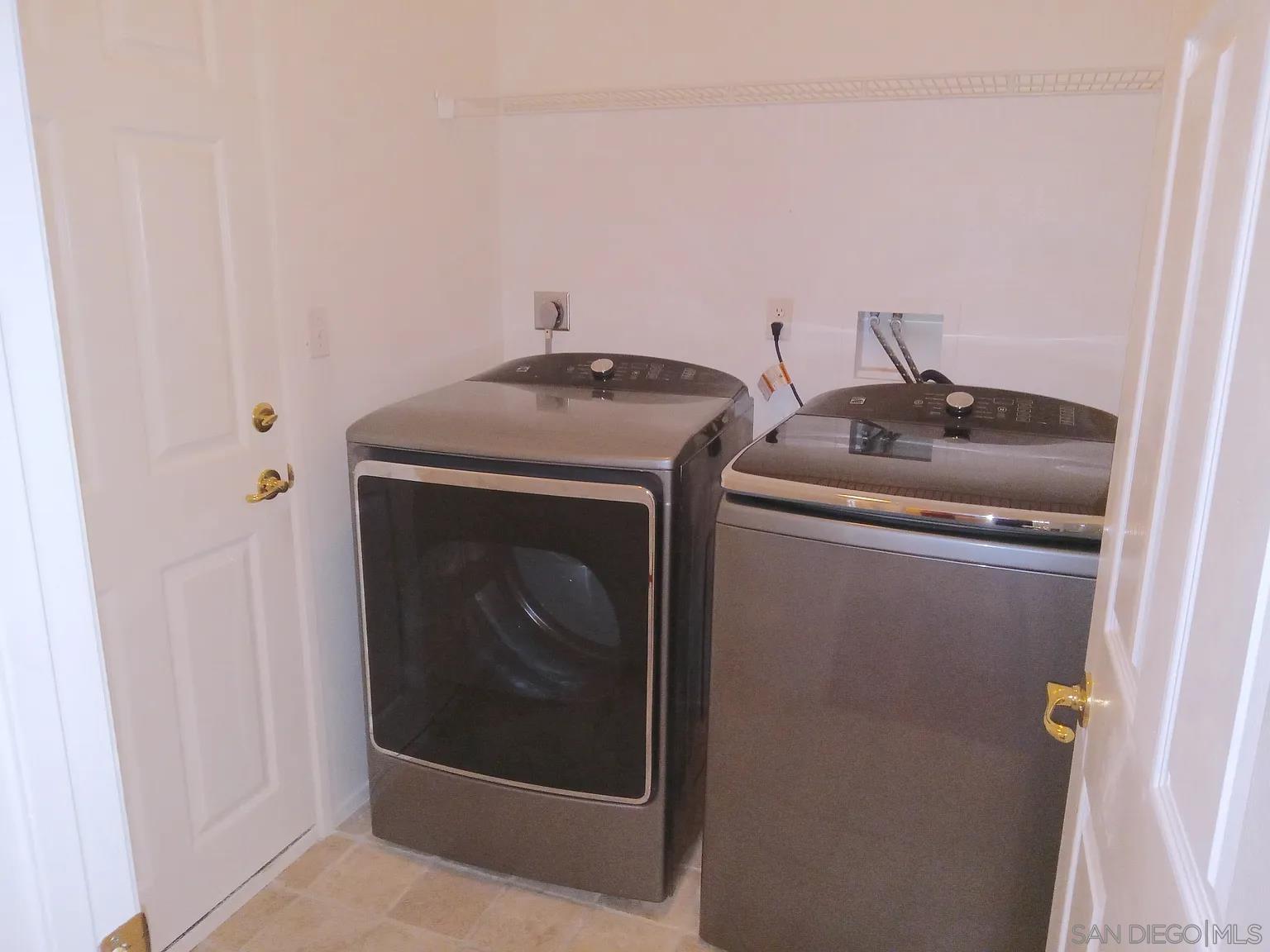 Detail Gallery Image 26 of 26 For 905  Glendora, Oceanside,  CA 92057 - 3 Beds | 2 Baths