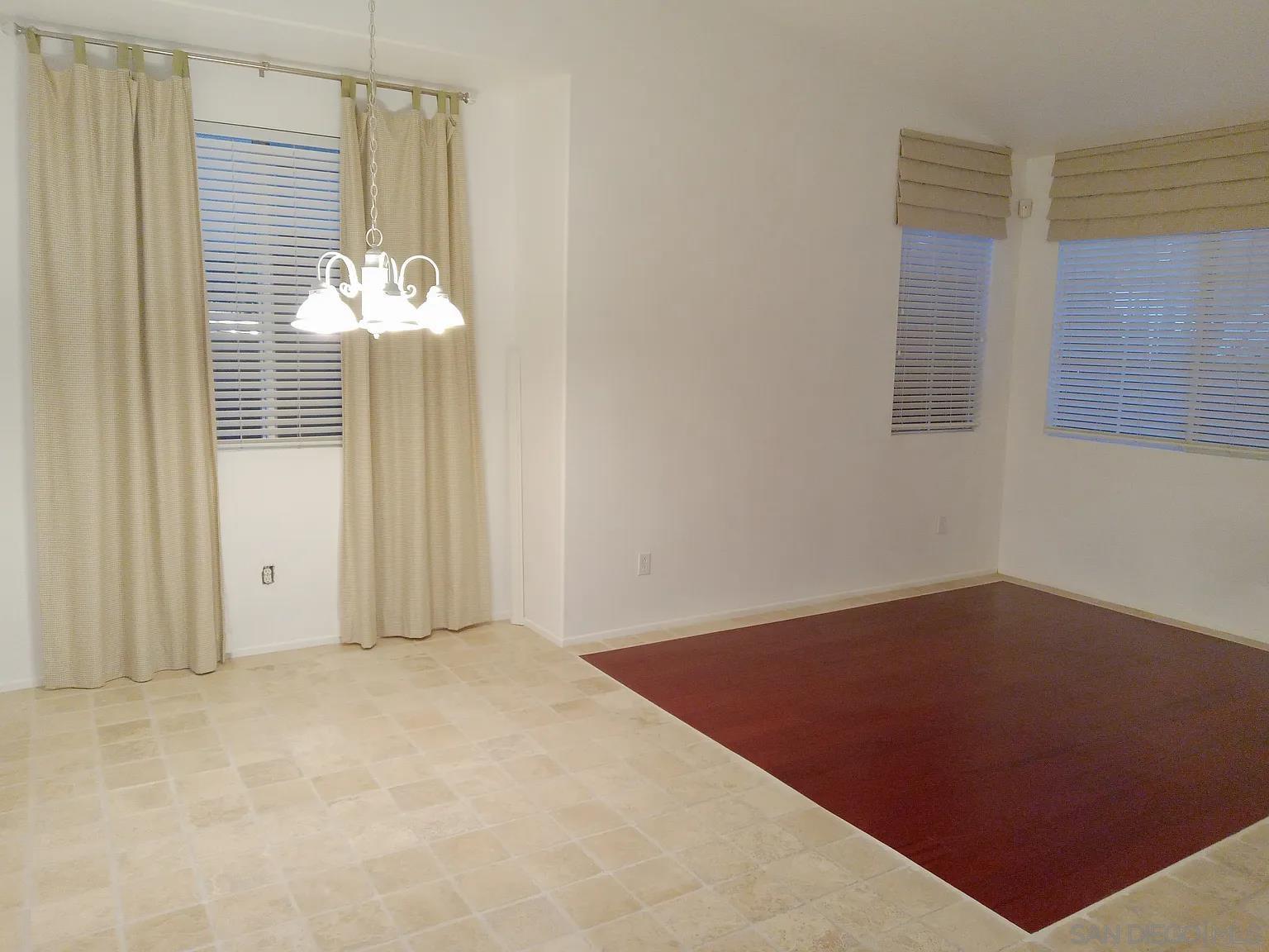 Detail Gallery Image 5 of 26 For 905  Glendora, Oceanside,  CA 92057 - 3 Beds | 2 Baths