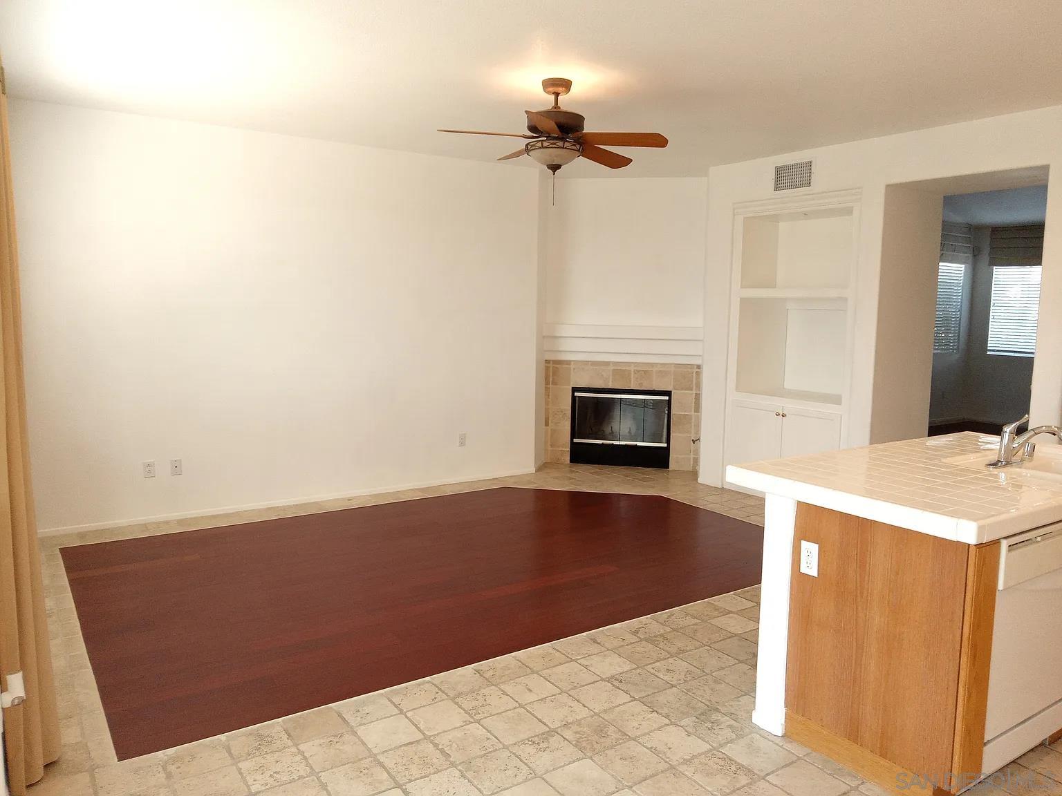 Detail Gallery Image 10 of 26 For 905  Glendora, Oceanside,  CA 92057 - 3 Beds | 2 Baths