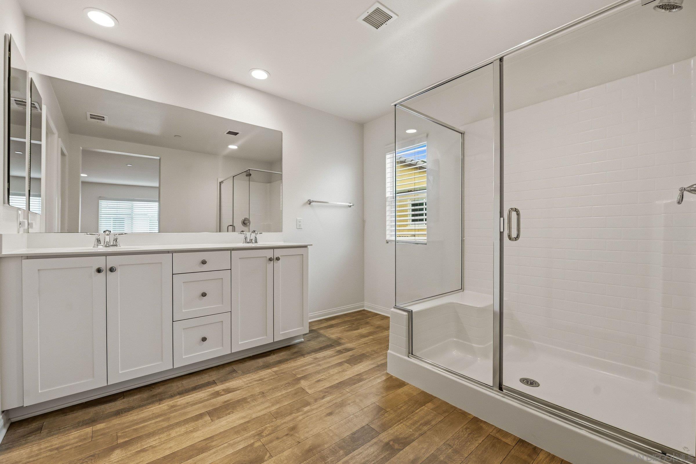 Detail Gallery Image 18 of 39 For 5429  Meridian Place, Bonsall,  CA 92003 - 4 Beds | 3 Baths