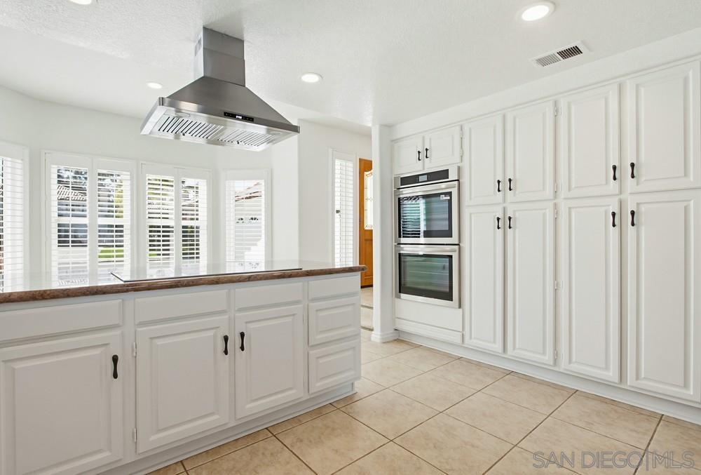 Detail Gallery Image 18 of 53 For 12316  Avenida Consentido, San Diego,  CA 92128 - 4 Beds | 2/1 Baths