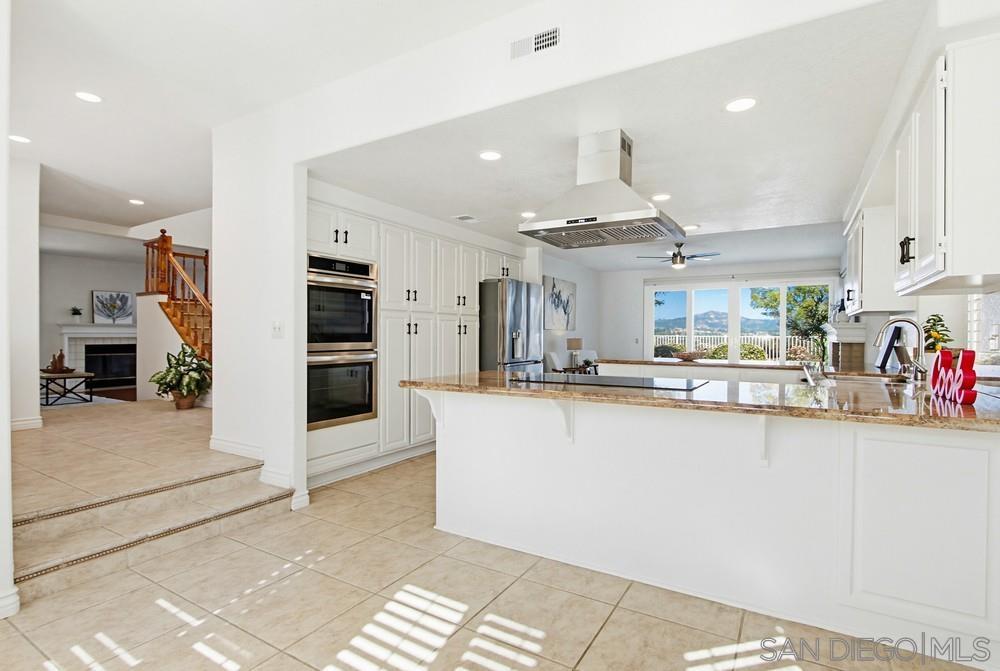 Detail Gallery Image 20 of 53 For 12316  Avenida Consentido, San Diego,  CA 92128 - 4 Beds | 2/1 Baths