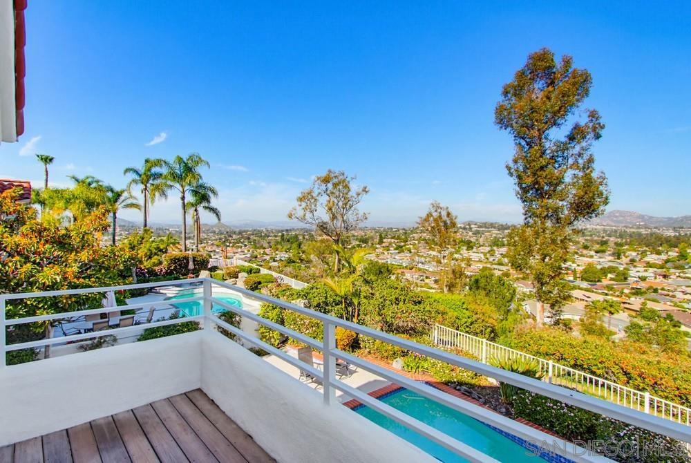 Detail Gallery Image 30 of 53 For 12316  Avenida Consentido, San Diego,  CA 92128 - 4 Beds | 2/1 Baths