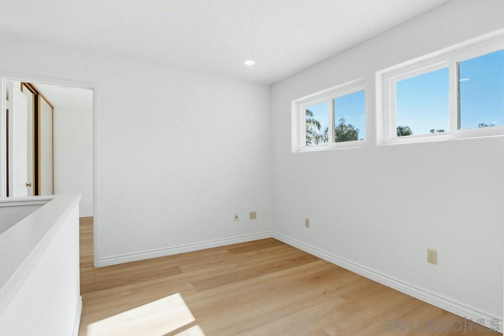 Detail Gallery Image 36 of 53 For 12316  Avenida Consentido, San Diego,  CA 92128 - 4 Beds | 2/1 Baths