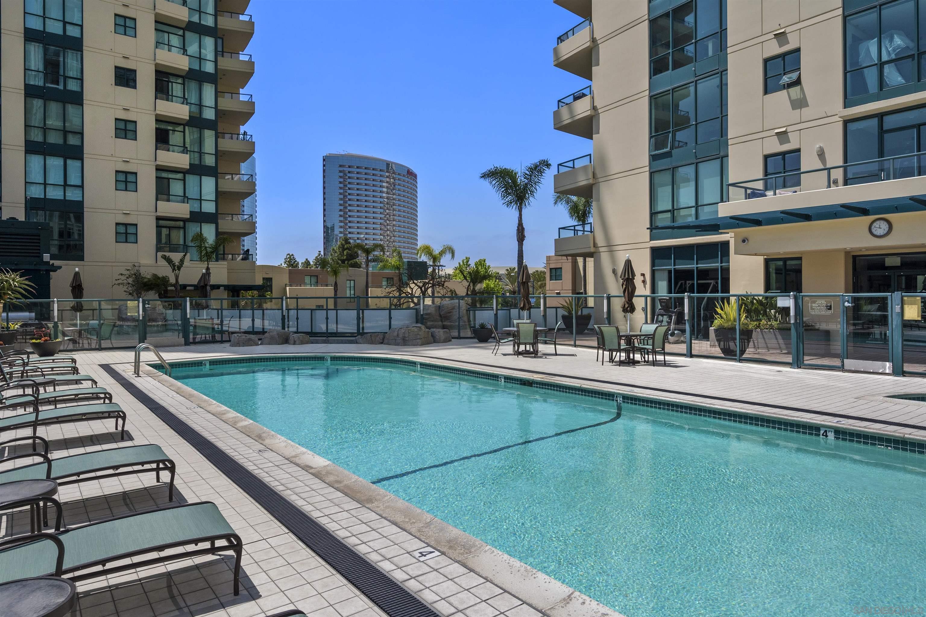 Detail Gallery Image 51 of 59 For 555  Front St.  #1501,  San Diego,  CA 92101 - 2 Beds | 2 Baths