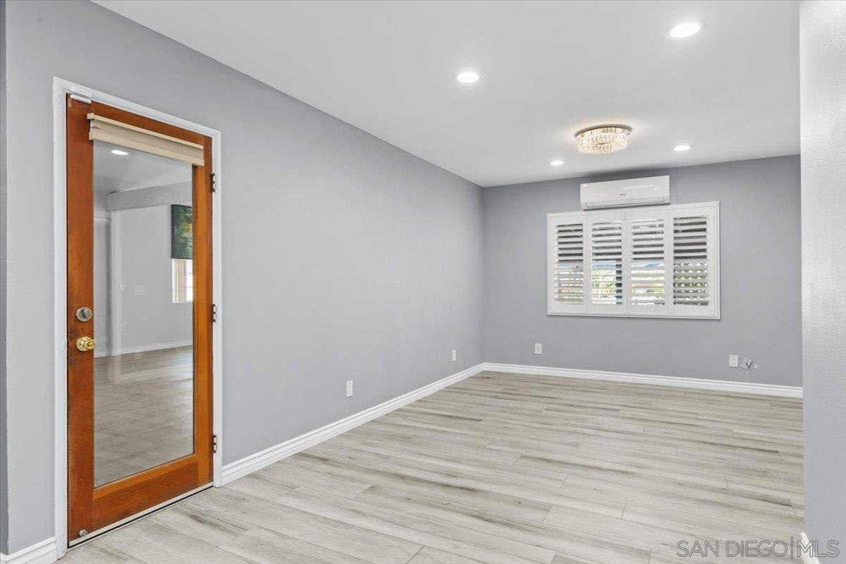 Detail Gallery Image 3 of 43 For 7216  Pearson St, La Mesa,  CA 91941 - 4 Beds | 2/1 Baths