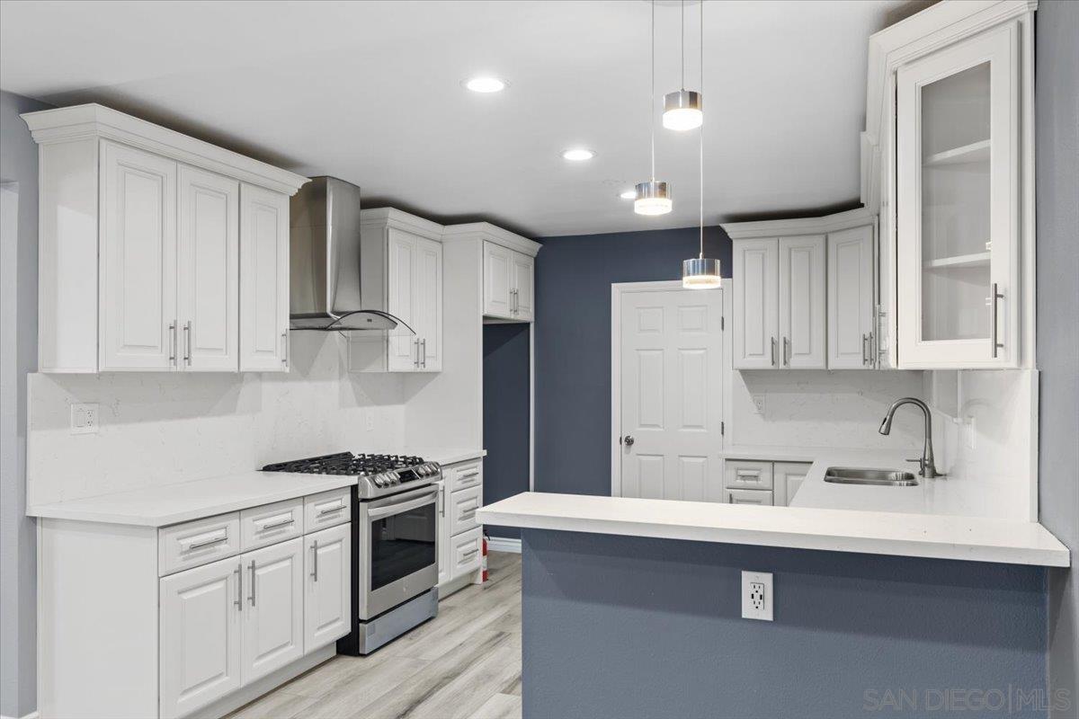 Detail Gallery Image 7 of 43 For 7216  Pearson St, La Mesa,  CA 91941 - 4 Beds | 2/1 Baths