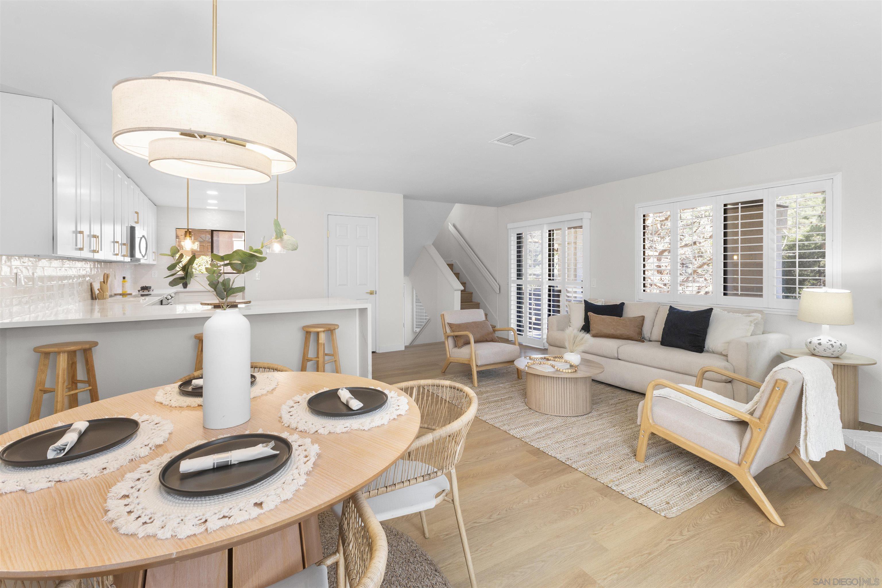 Front Image Thumbnail for SD260005218