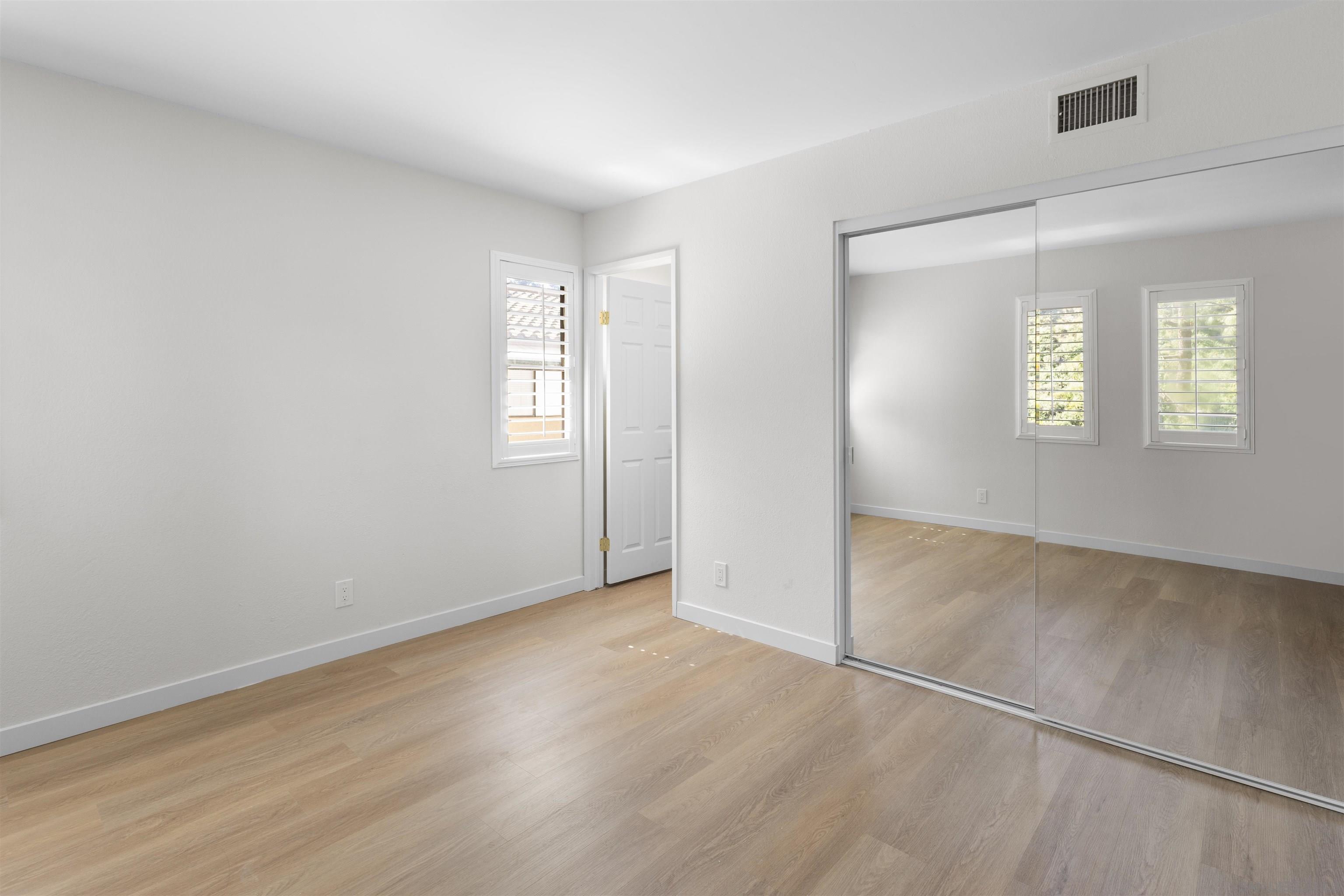 Detail Gallery Image 14 of 21 For 5878  Mission Center  a,  San Diego,  CA 92123 - 2 Beds | 2/1 Baths