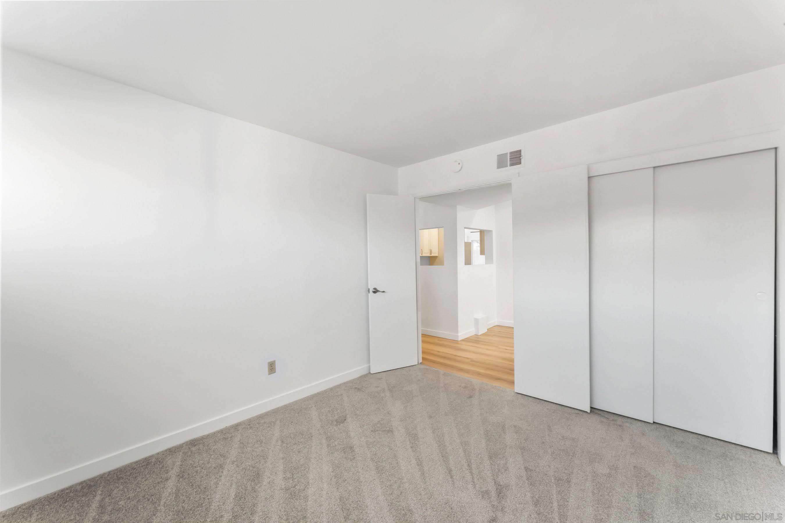 Detail Gallery Image 12 of 21 For 2663  Tonto Way, San Diego,  CA 92117 - 5 Beds | 2 Baths