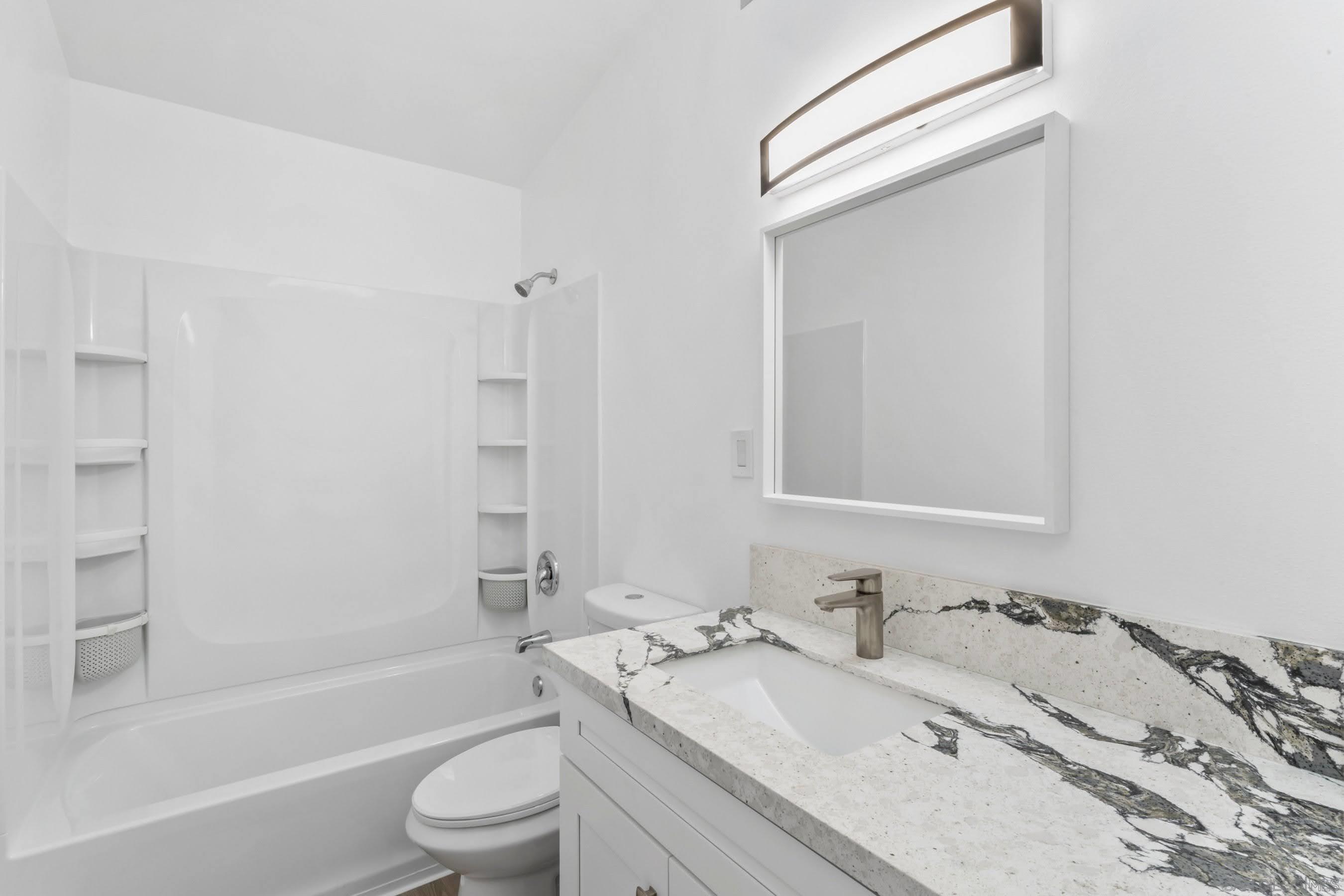 Detail Gallery Image 7 of 21 For 2663  Tonto Way, San Diego,  CA 92117 - 5 Beds | 2 Baths