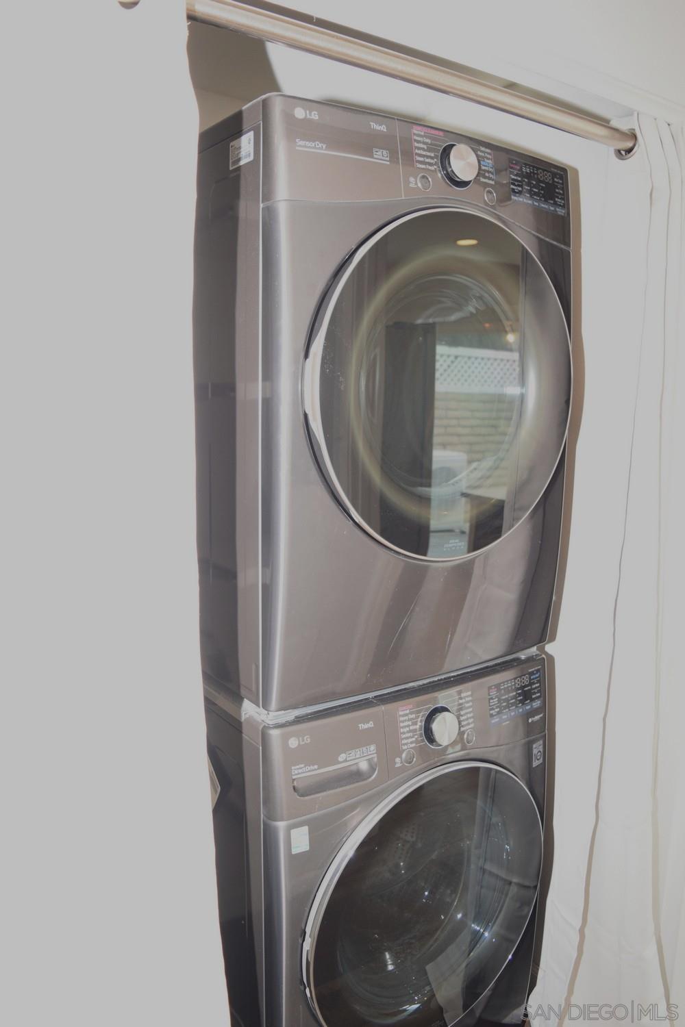 Detail Gallery Image 7 of 17 For 2714  Caminito Verdugo, Del Mar,  CA 92014 - 3 Beds | 2/1 Baths