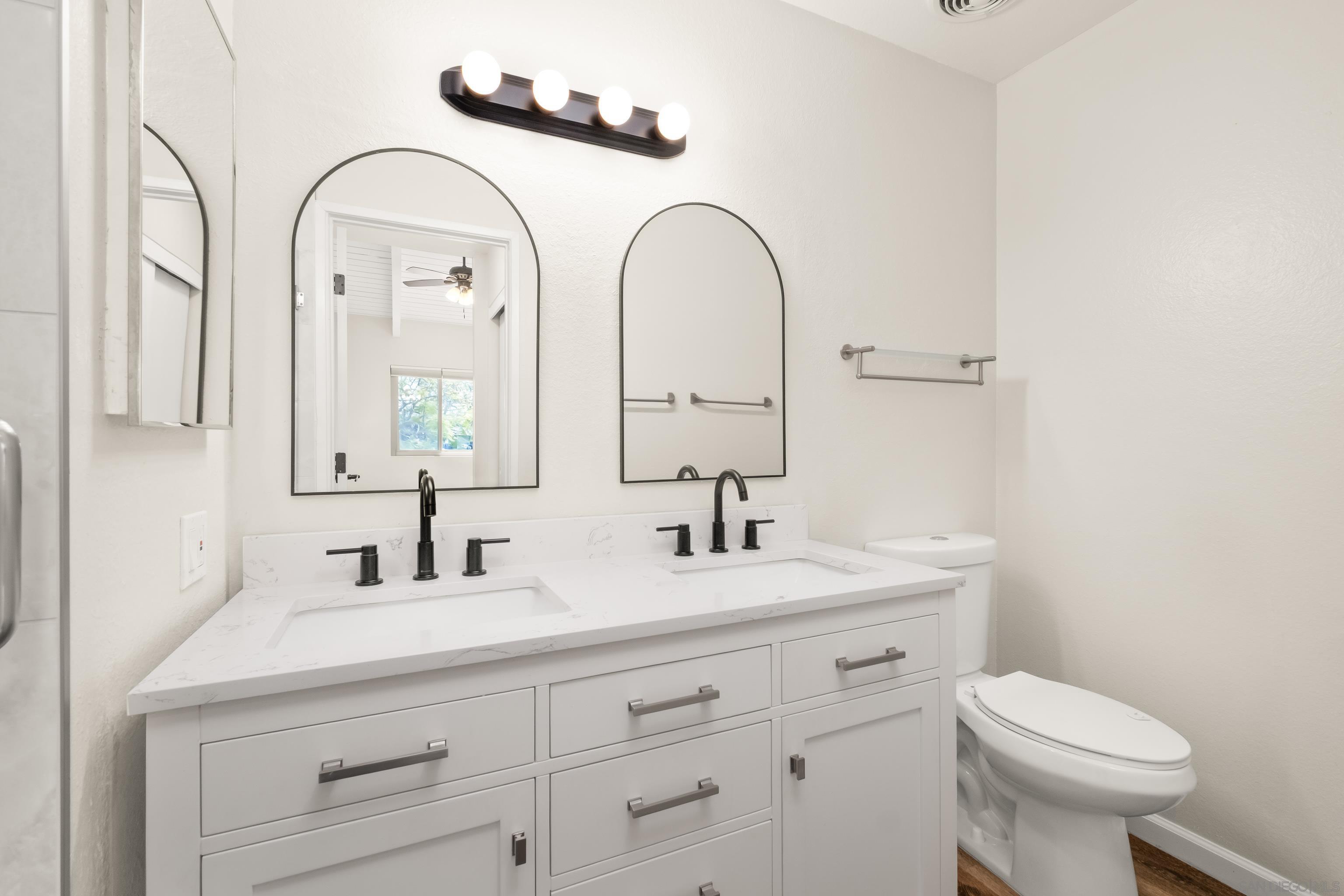 Detail Gallery Image 20 of 58 For 3281  Loma Riviera Drive, San Diego,  CA 92110 - 4 Beds | 2/1 Baths