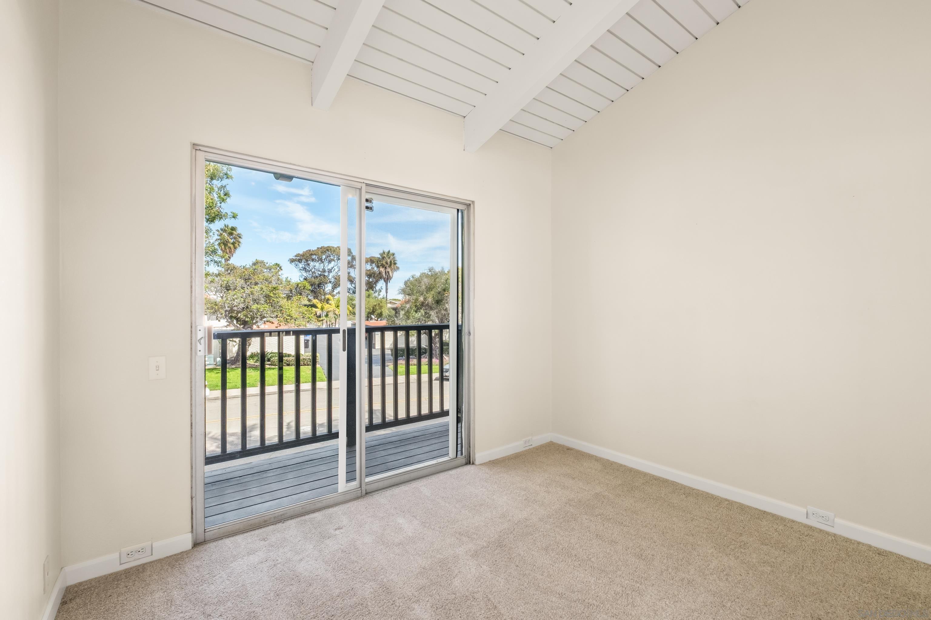 Detail Gallery Image 24 of 58 For 3281  Loma Riviera Drive, San Diego,  CA 92110 - 4 Beds | 2/1 Baths