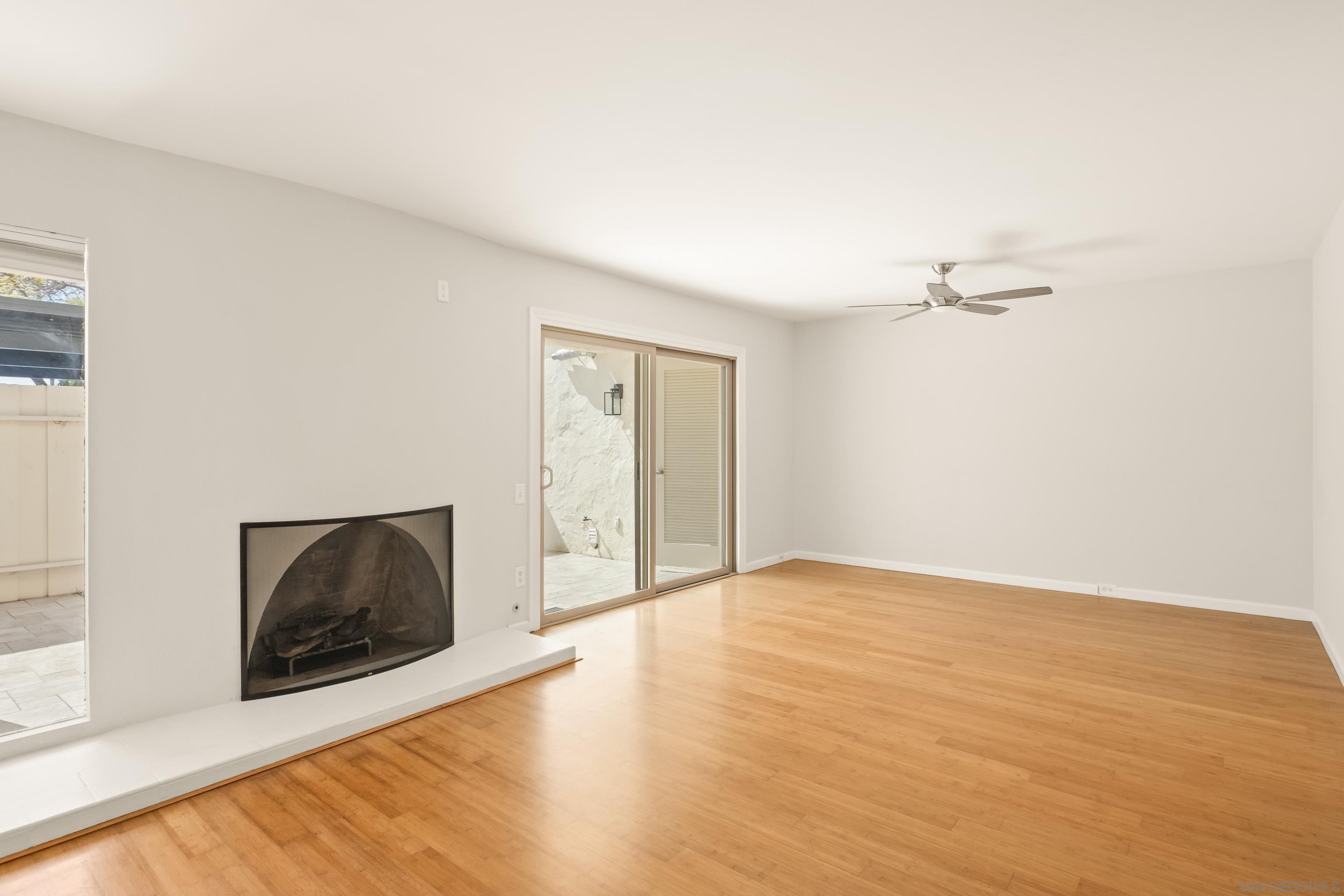 Detail Gallery Image 5 of 58 For 3281  Loma Riviera Drive, San Diego,  CA 92110 - 4 Beds | 2/1 Baths