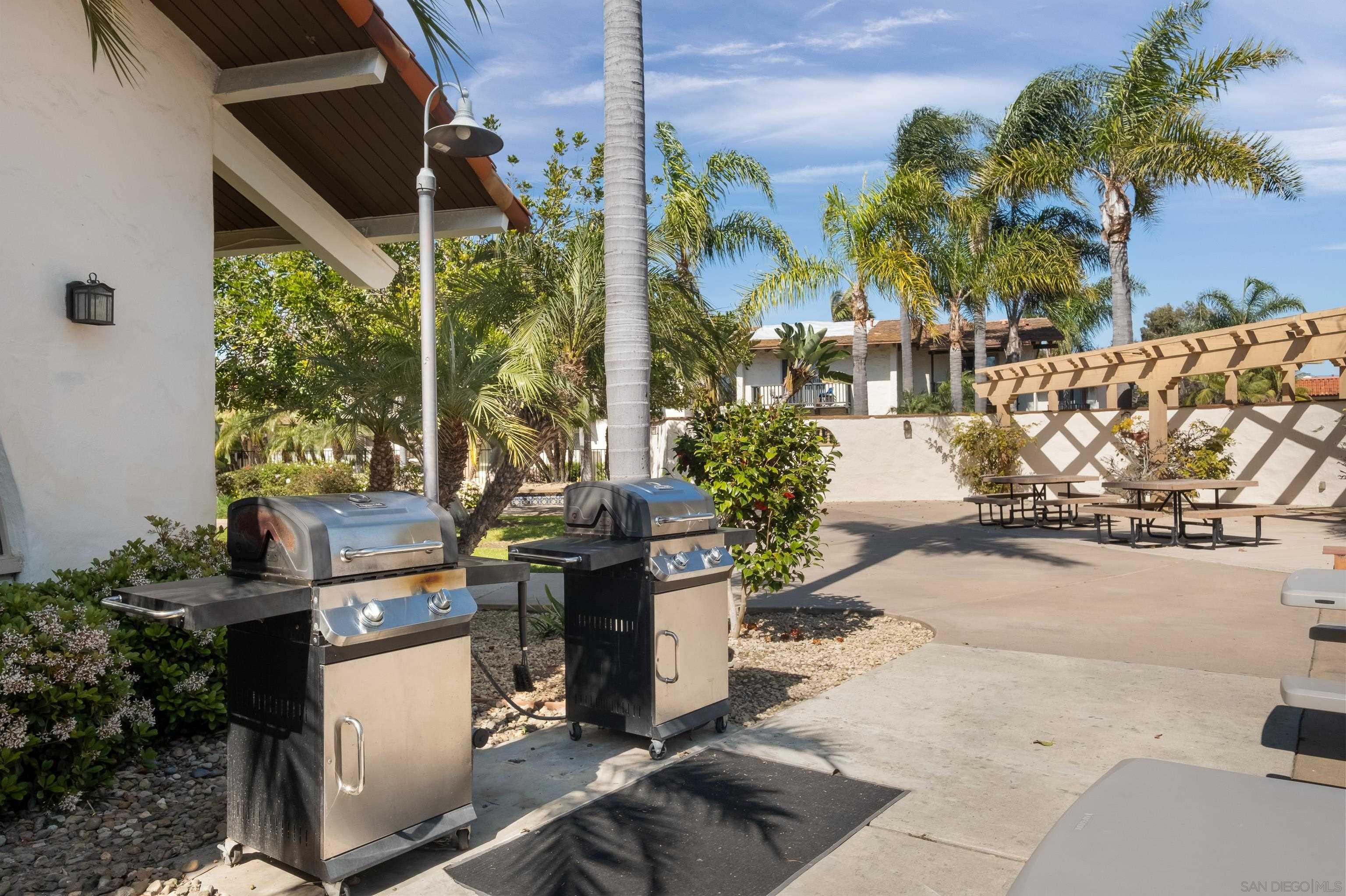 Detail Gallery Image 44 of 58 For 3281  Loma Riviera Drive, San Diego,  CA 92110 - 4 Beds | 2/1 Baths