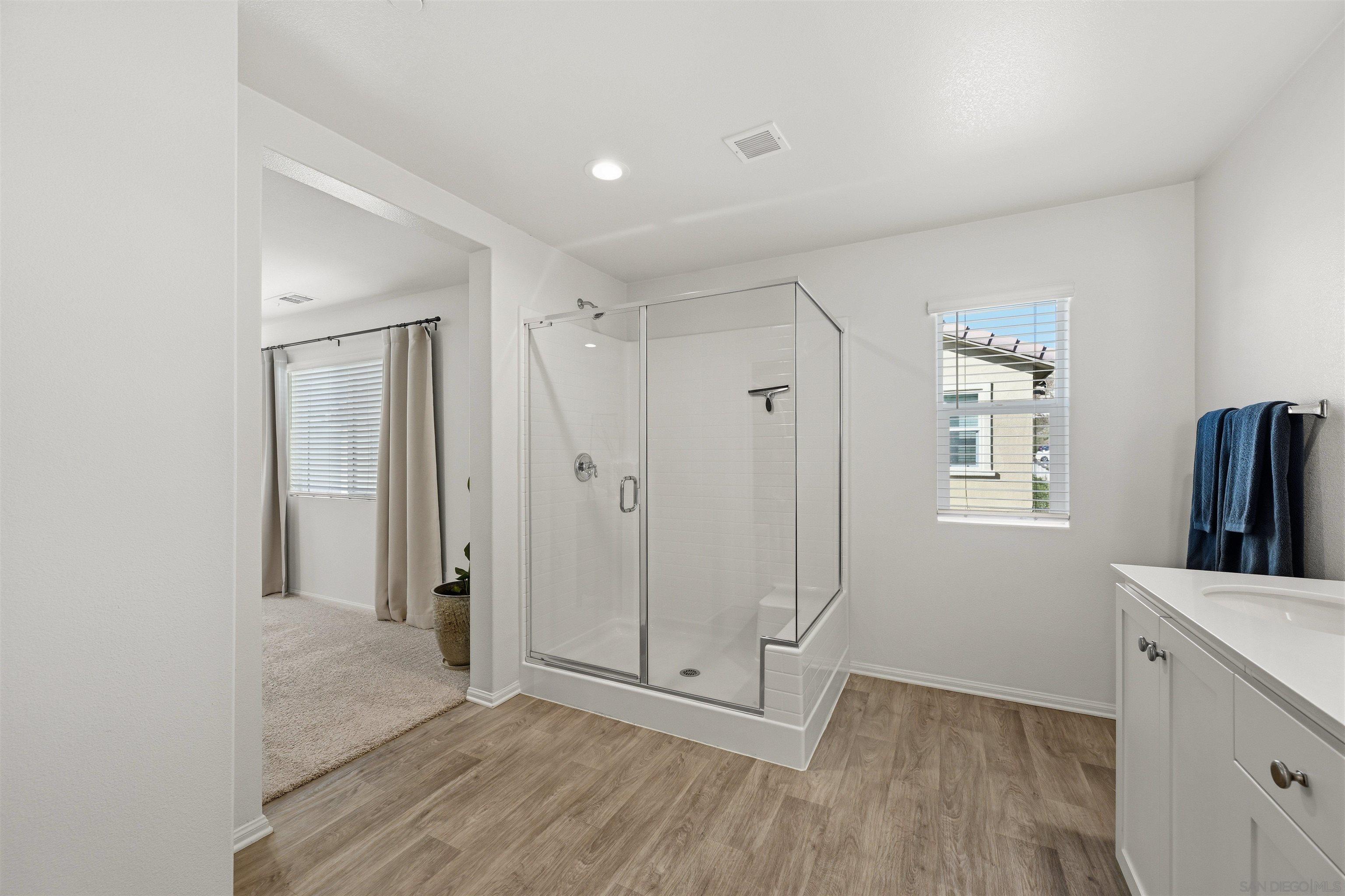 Detail Gallery Image 11 of 24 For 5616  Daybreak Way, Bonsall,  CA 92003 - 4 Beds | 2/1 Baths