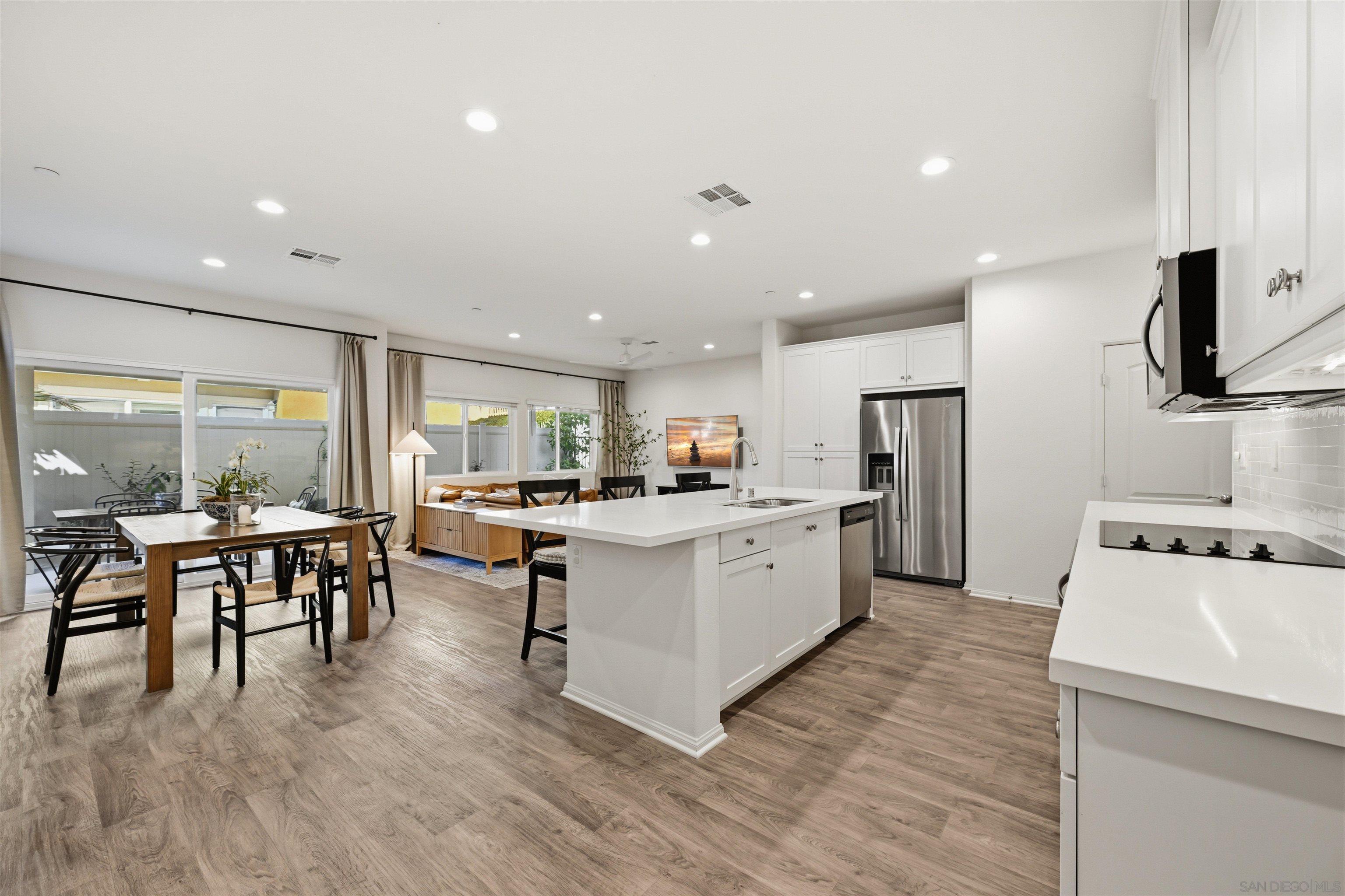 Detail Gallery Image 6 of 24 For 5616  Daybreak Way, Bonsall,  CA 92003 - 4 Beds | 2/1 Baths