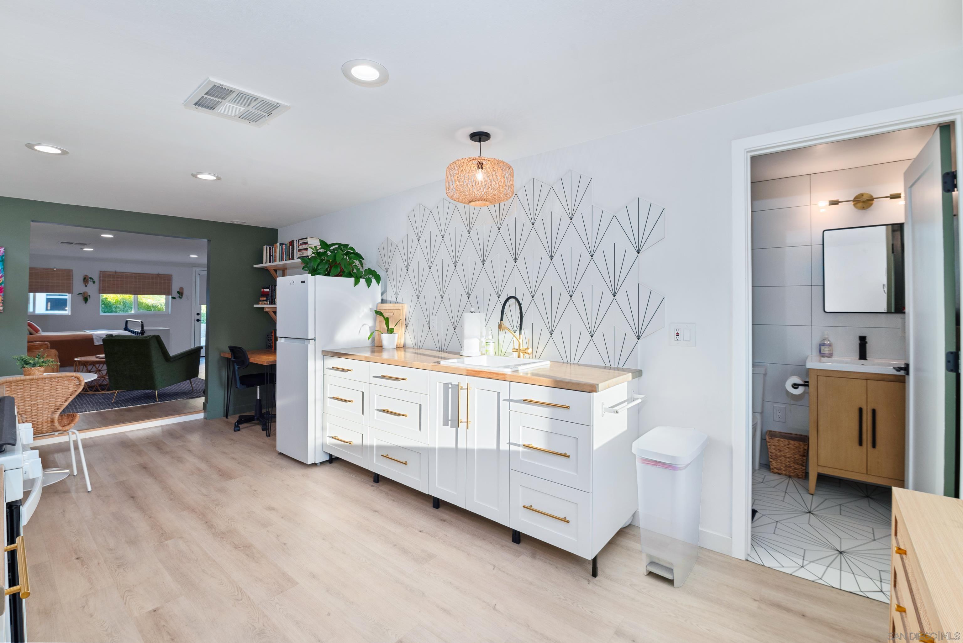 Detail Gallery Image 26 of 36 For 2779  Amulet Street, San Diego,  CA 92123 - 4 Beds | 3 Baths