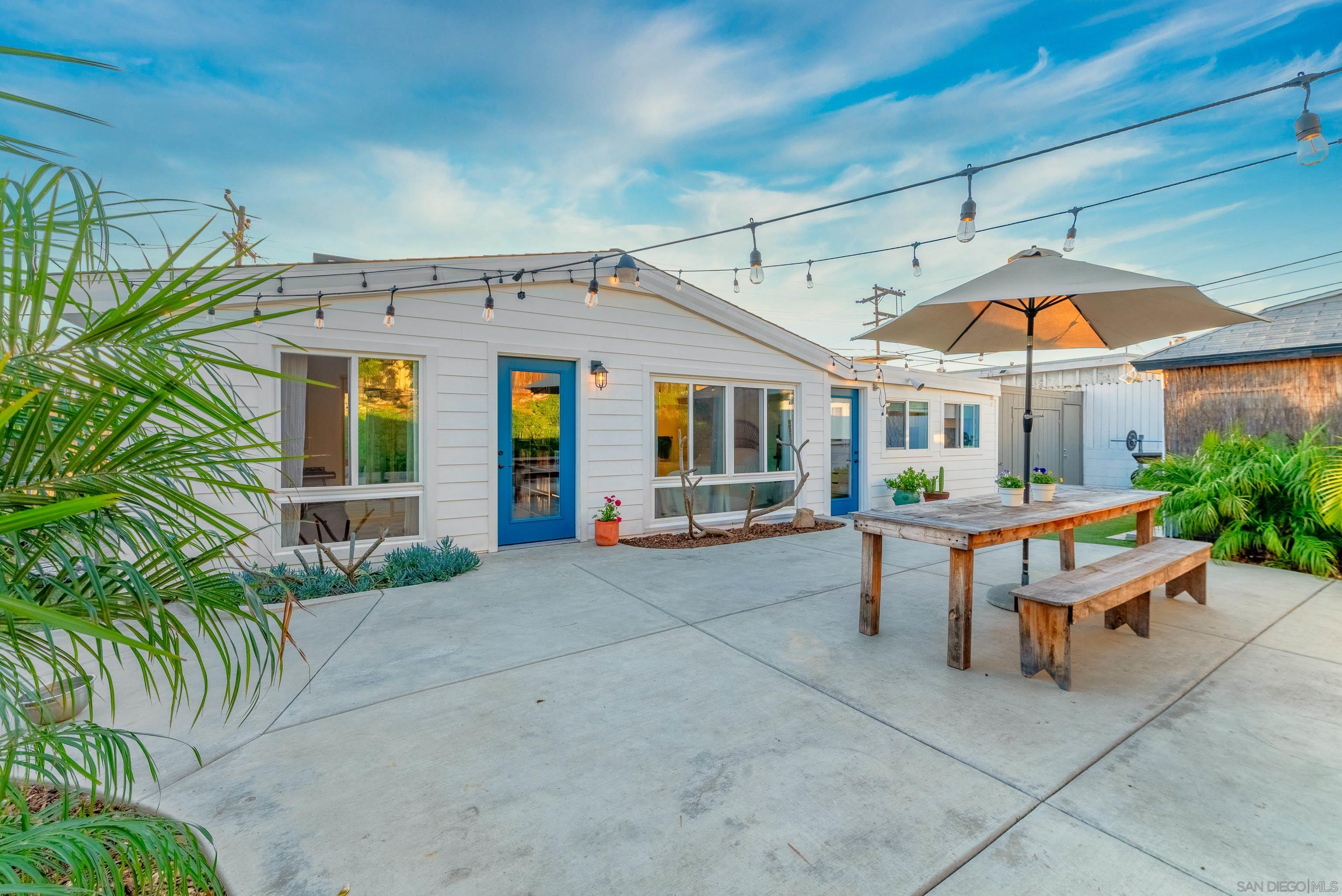 Detail Gallery Image 30 of 36 For 2779  Amulet Street, San Diego,  CA 92123 - 4 Beds | 3 Baths