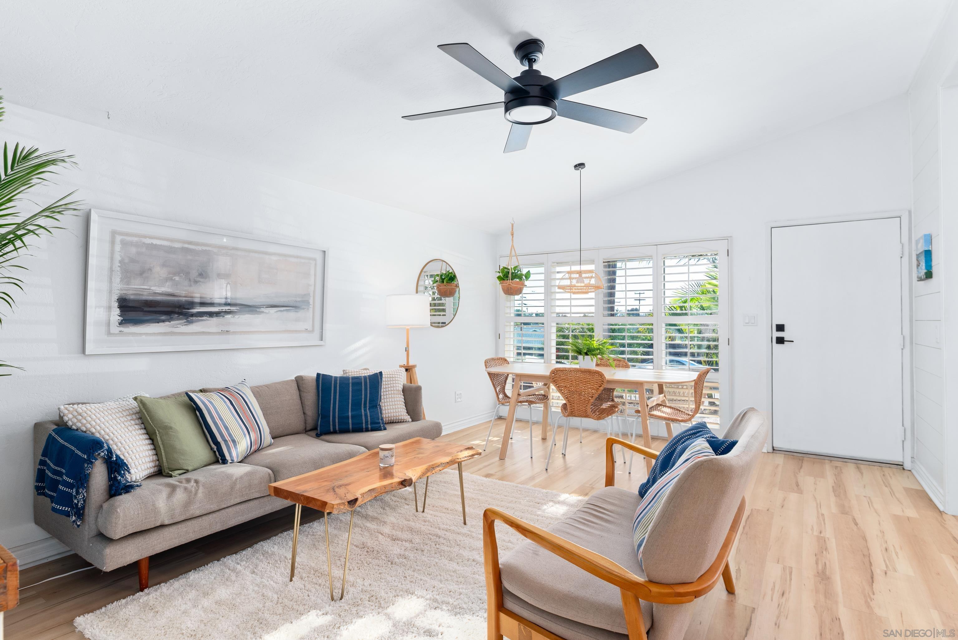 Detail Gallery Image 5 of 36 For 2779  Amulet Street, San Diego,  CA 92123 - 4 Beds | 3 Baths