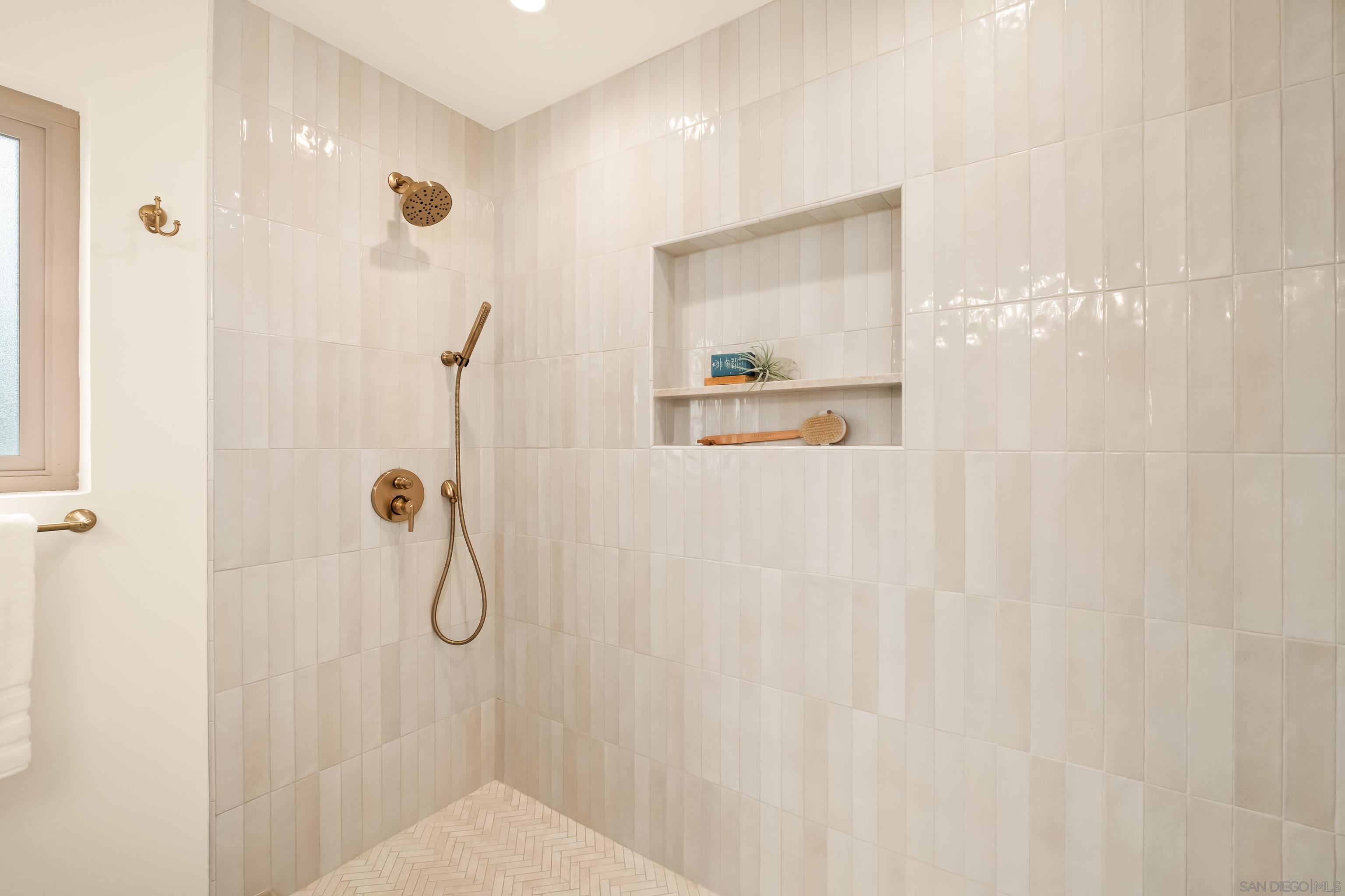 Detail Gallery Image 37 of 51 For 3492  Corvallis, Carlsbad,  CA 92010 - 3 Beds | 2 Baths