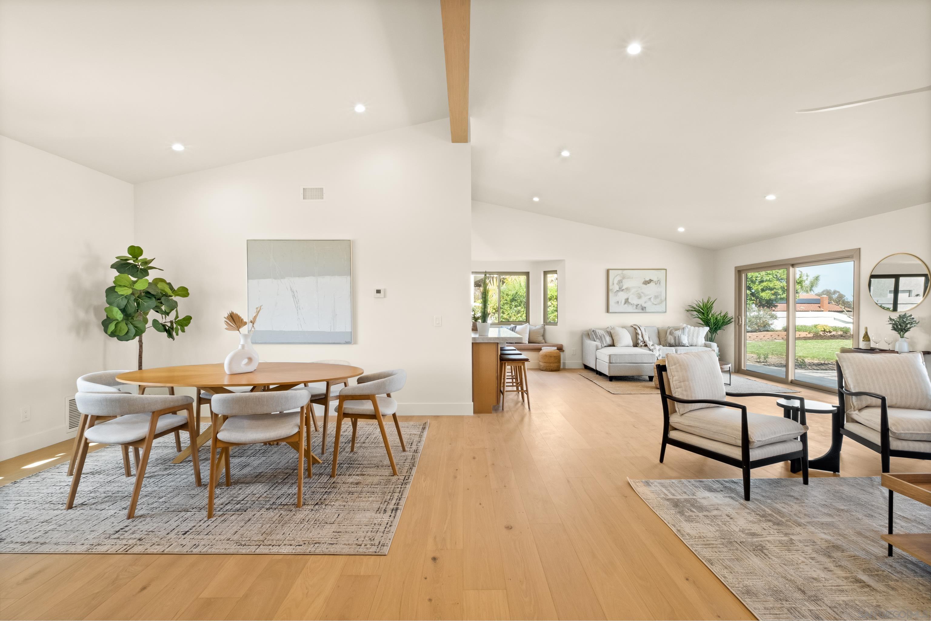 Detail Gallery Image 5 of 51 For 3492  Corvallis, Carlsbad,  CA 92010 - 3 Beds | 2 Baths