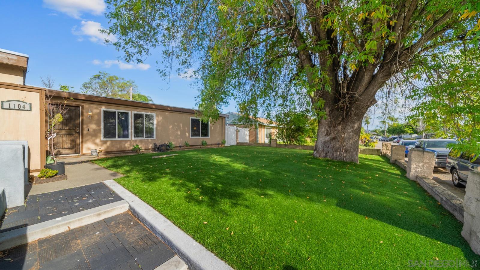 Detail Gallery Image 7 of 41 For 1104  Hoover St, Escondido,  CA 92027 - 5 Beds | 2 Baths