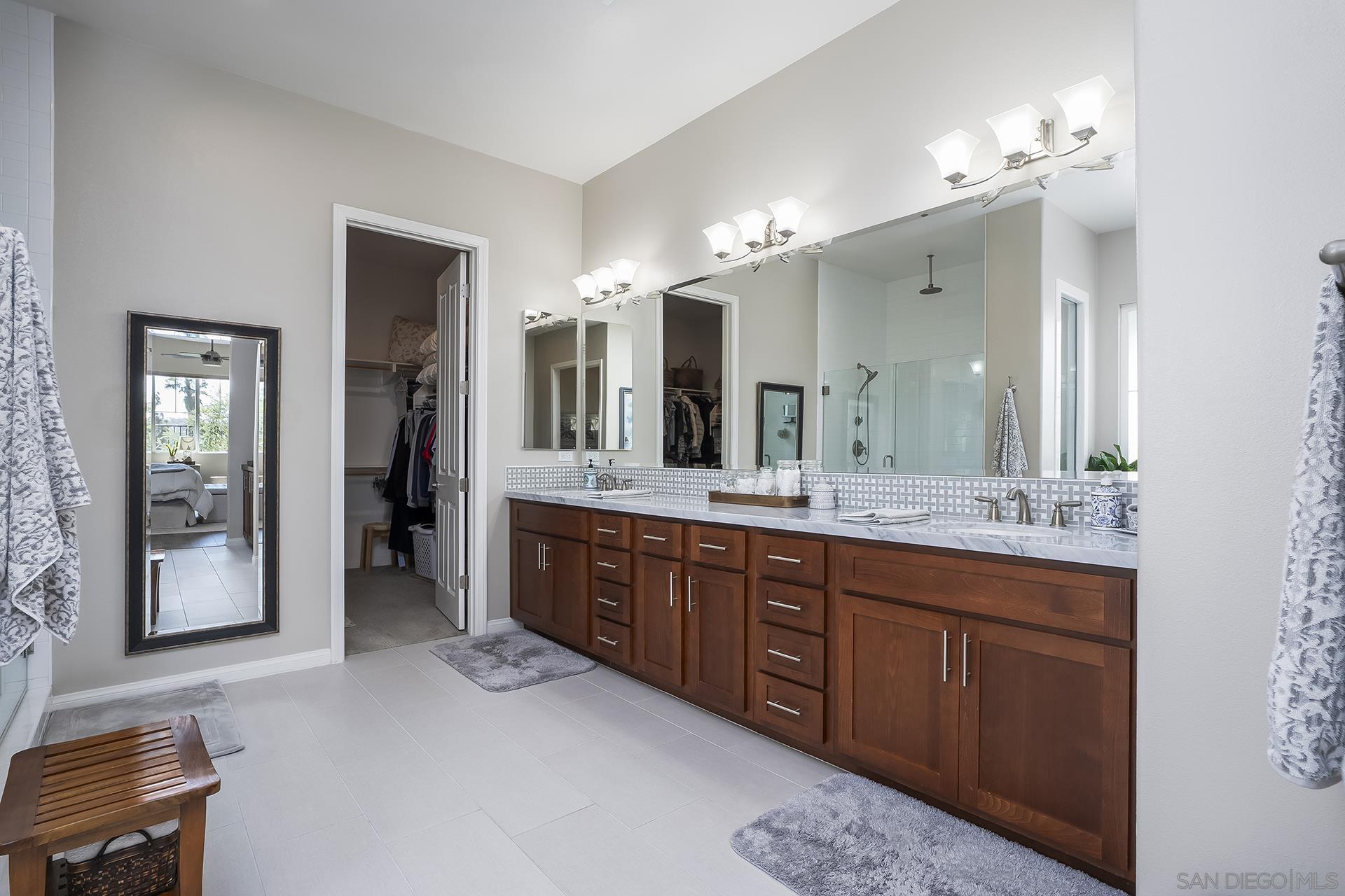 Detail Gallery Image 22 of 49 For 1812  Hayden Ranch Rd, Vista,  CA 92084 - 4 Beds | 3/1 Baths