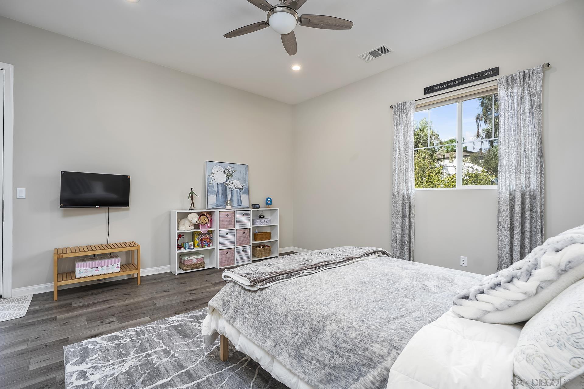 Detail Gallery Image 27 of 49 For 1812  Hayden Ranch Rd, Vista,  CA 92084 - 4 Beds | 3/1 Baths