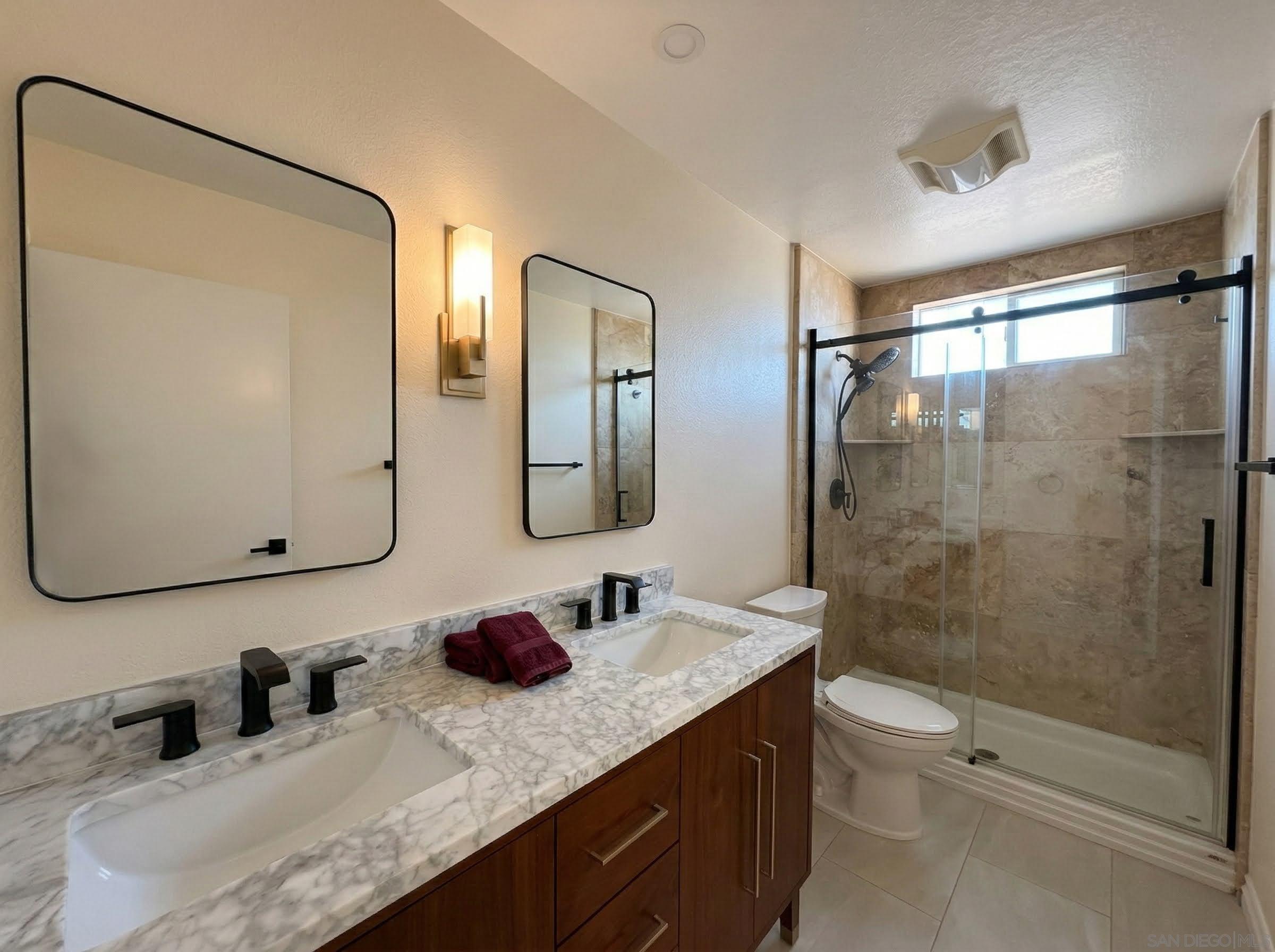 Detail Gallery Image 15 of 46 For 1418  Pacific Beach Dr, San Diego,  CA 92109 - 2 Beds | 2/1 Baths