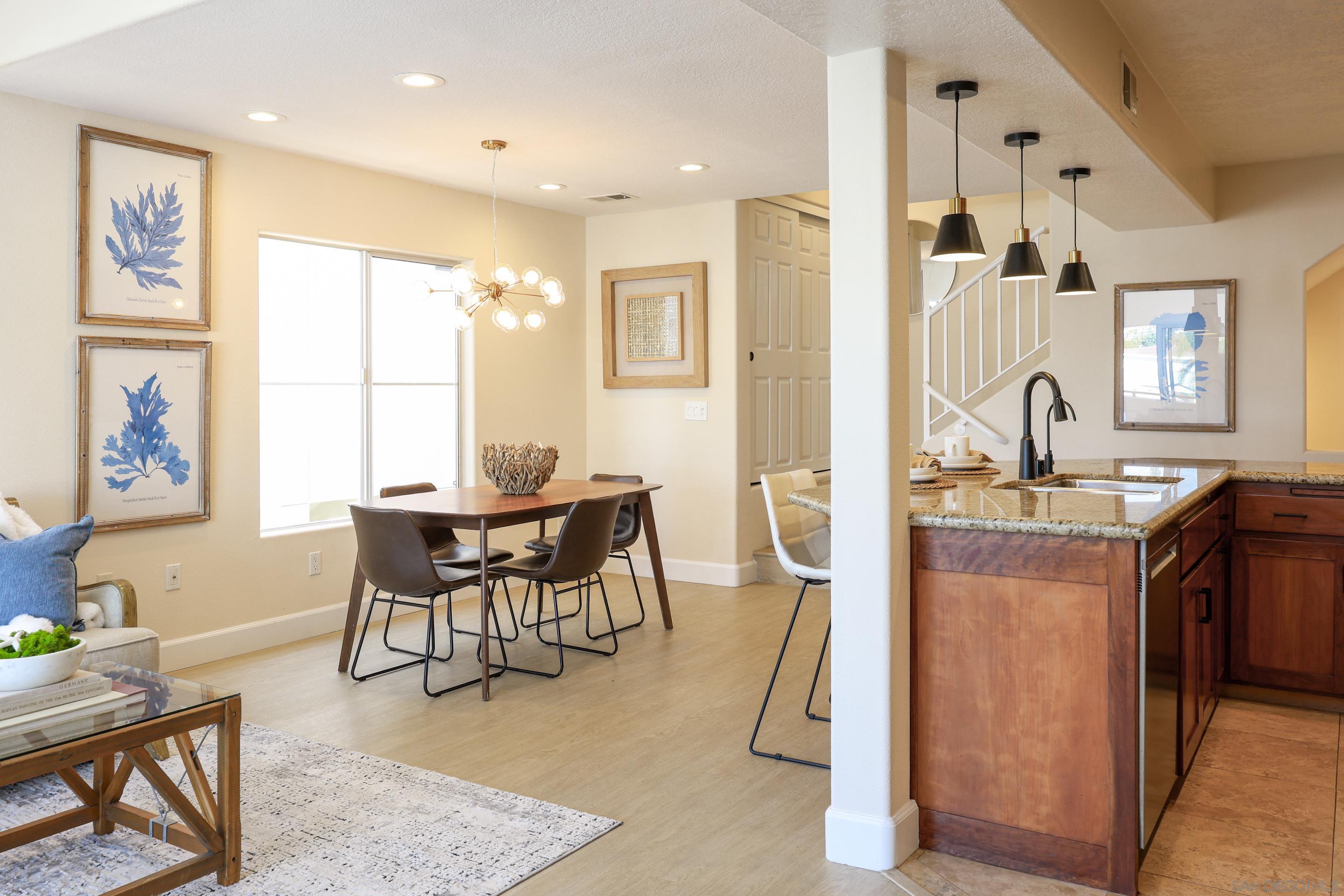 Detail Gallery Image 32 of 46 For 1418  Pacific Beach Dr, San Diego,  CA 92109 - 2 Beds | 2/1 Baths