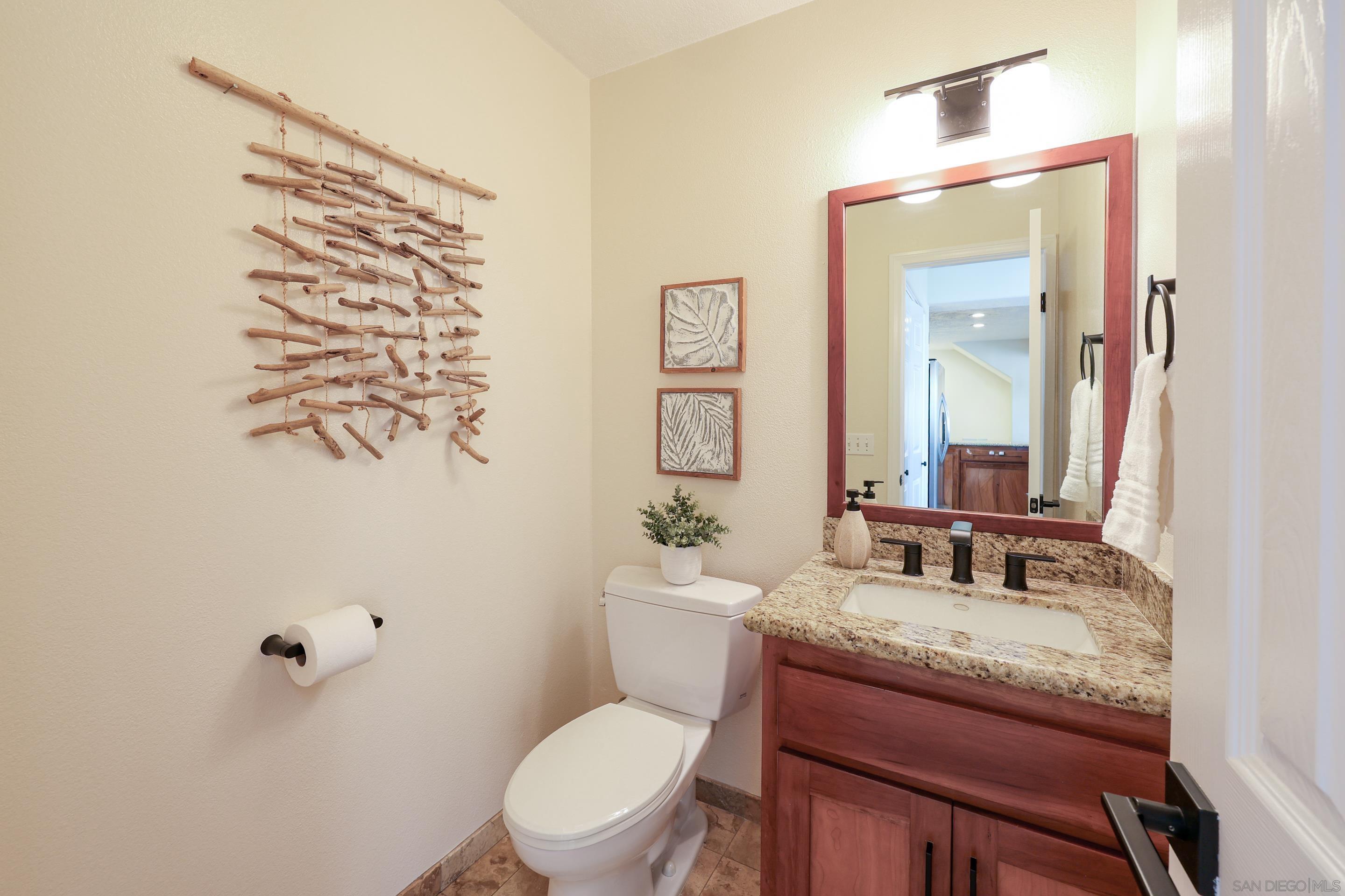 Detail Gallery Image 38 of 46 For 1418  Pacific Beach Dr, San Diego,  CA 92109 - 2 Beds | 2/1 Baths